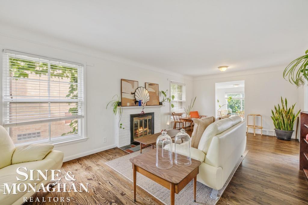 Photo 3 of Single family home for sale at 454 Alter Rd, Detroit, MI 48215 | MLS# 58050221873 | Listing updated on 2026-09-18