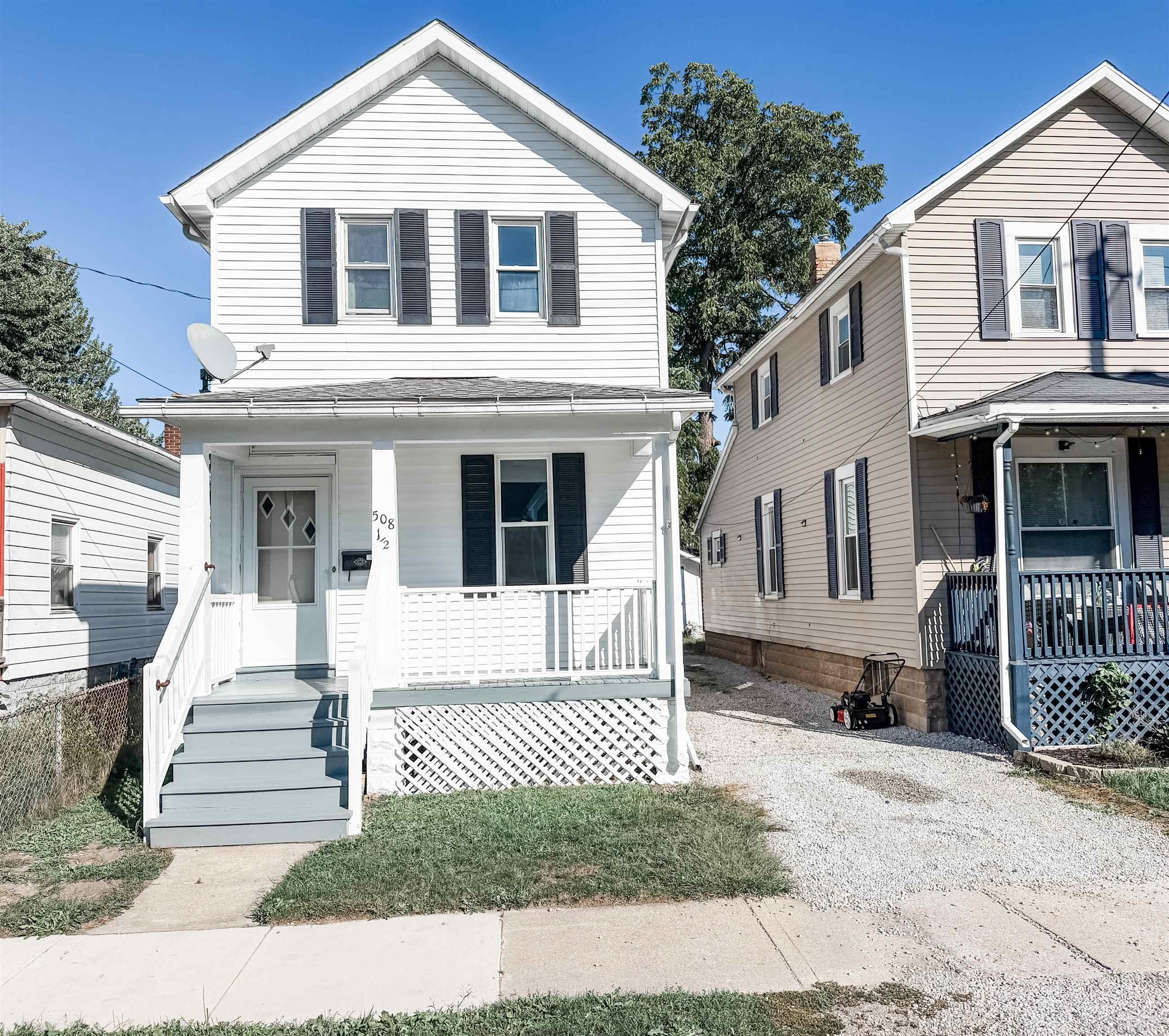Single family home for sale at 508.5 N Catherine St, Bay City, MI 48706 | MLS# 50221882