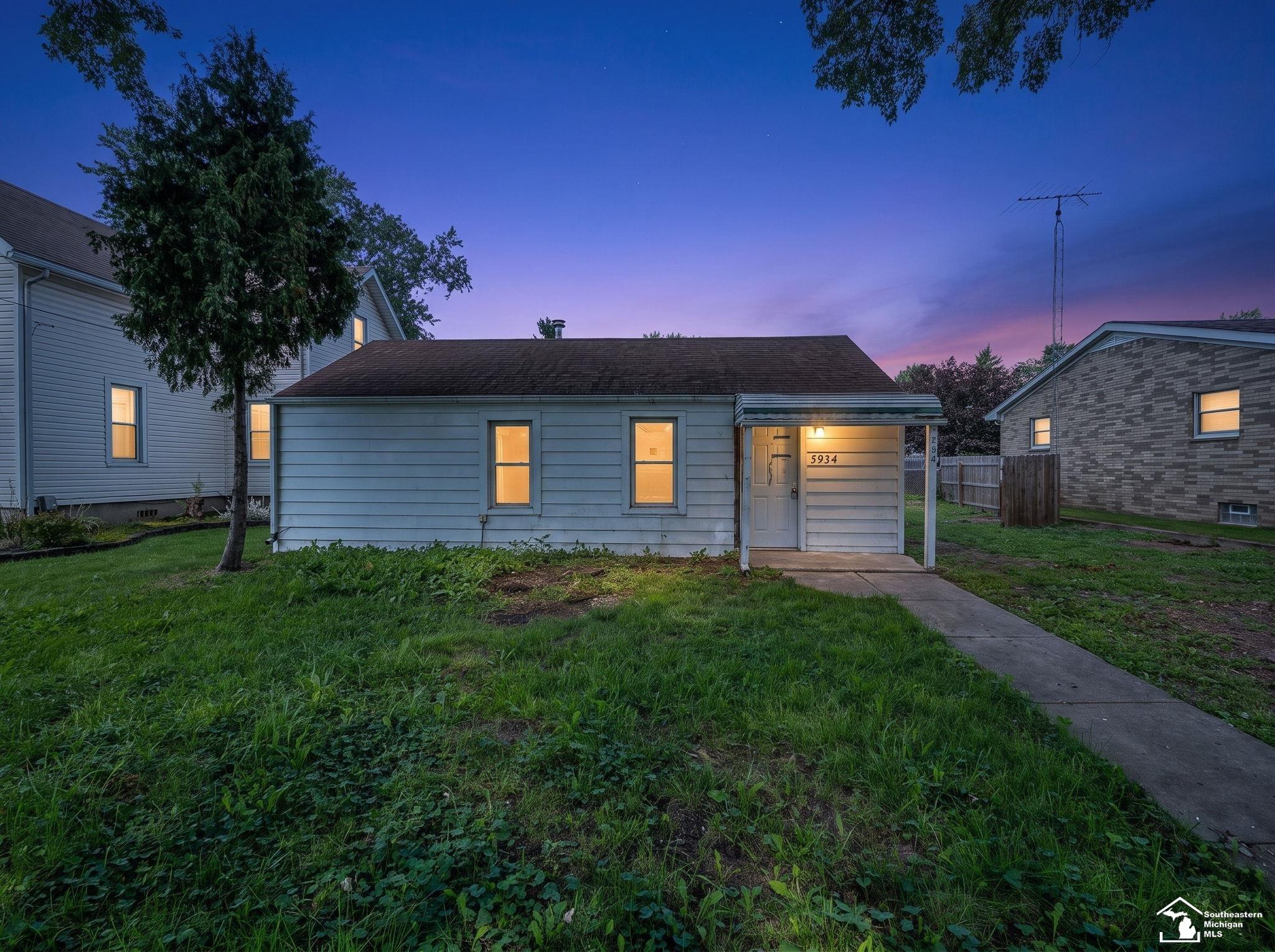 Photo 1 of Single family home for sale at 5934 Roseland Ave, Monroe, MI 48161 | MLS# 57050221889 | Listing updated on 2026-09-17