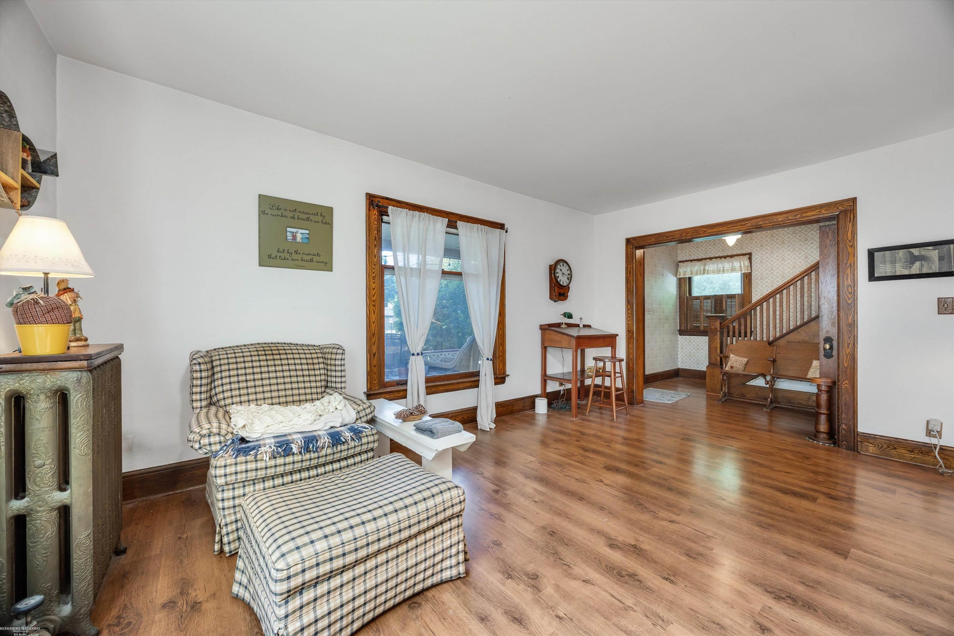 Photo 2 of Single family home for sale at 122 Tillson St, Romeo, MI 48065 | MLS# 58050221898 | Listing updated on 2026-09-16