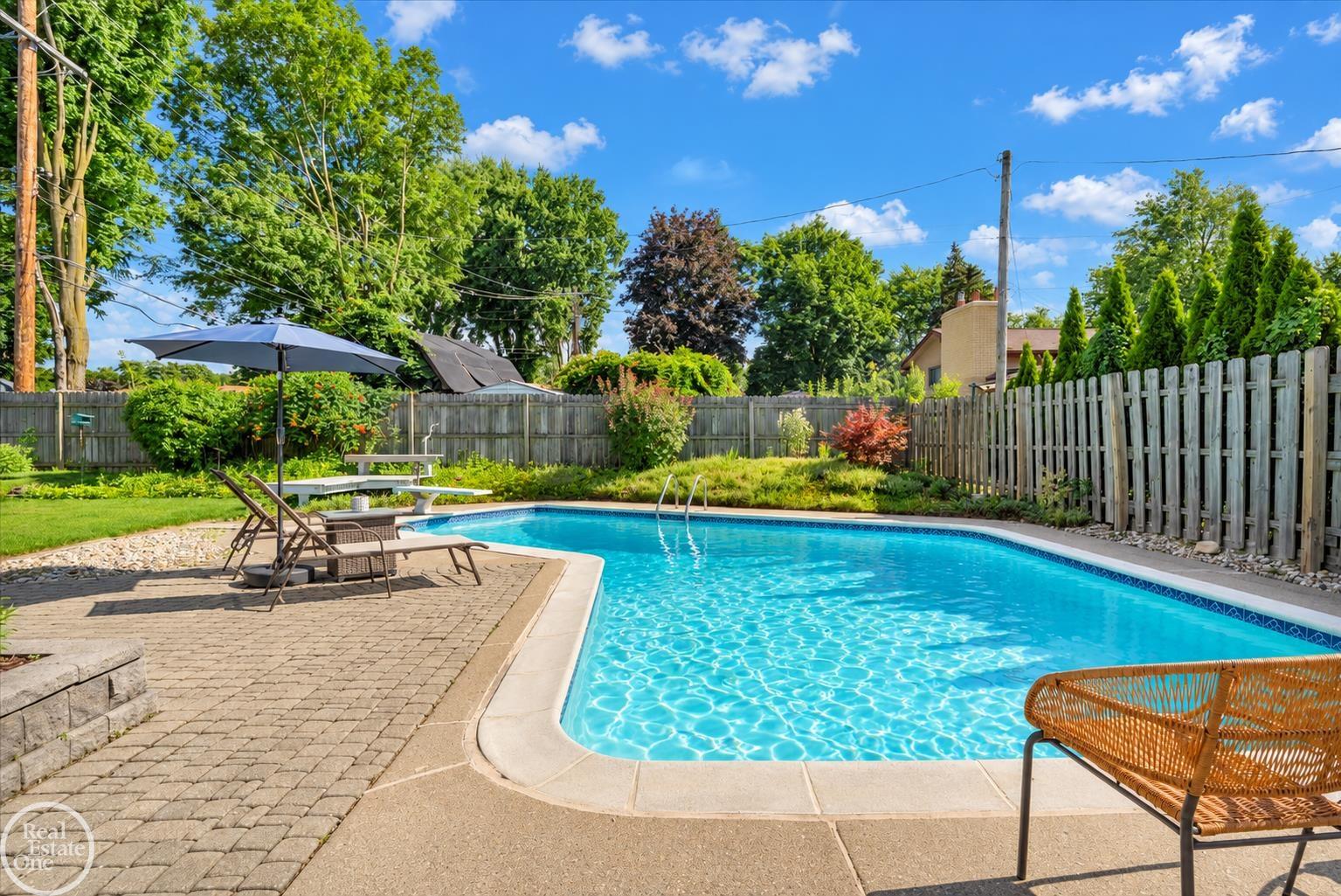 Photo 3 of Single family home for sale at 6534 Donnybrook Dr, Shelby Township, MI 48316 | MLS# 58050221900 | Listing updated on 2026-09-16