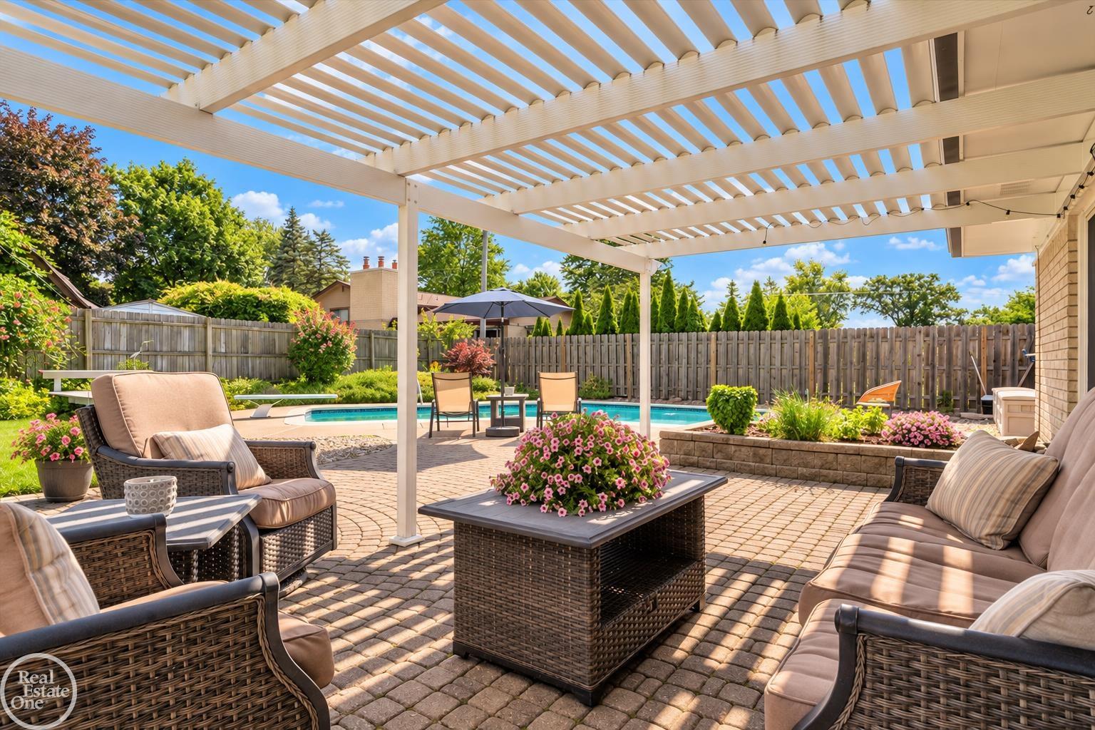 Photo 4 of Single family home for sale at 6534 Donnybrook Dr, Shelby Township, MI 48316 | MLS# 58050221900 | Listing updated on 2026-09-16