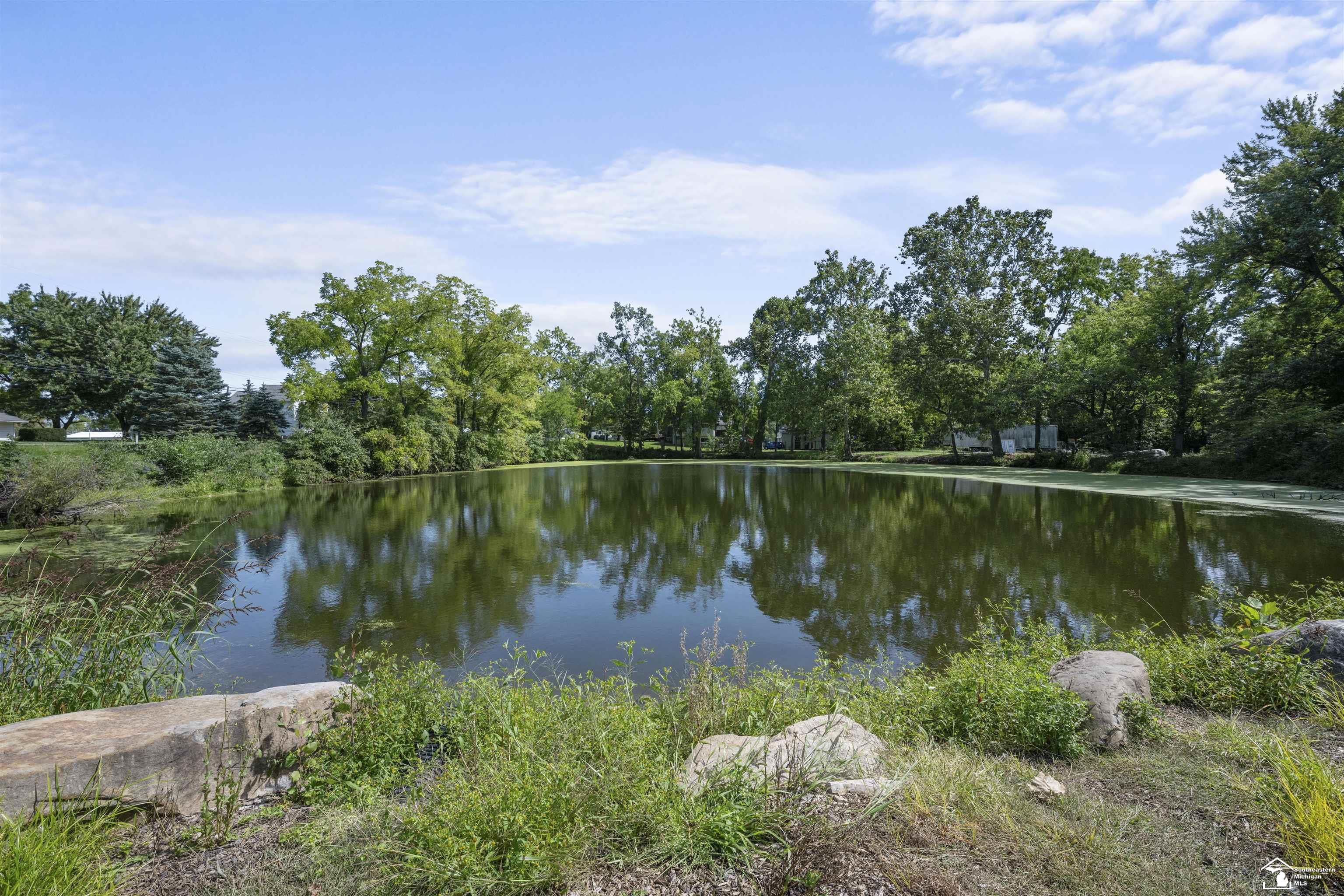 Photo 4 of Single family home for sale at 7977 N Custer Rd, Monroe, MI 48162 | MLS# 57050221904 | Listing updated on 2026-09-17