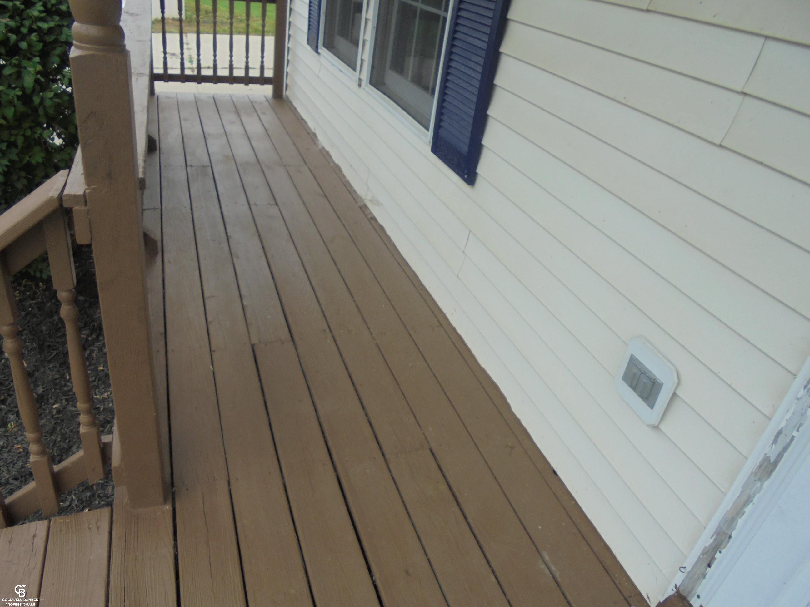 Photo 4 of Single family home for sale at 794 Cove Rd, Wales, MI 48027 | MLS# 58050221907 | Listing updated on 2026-09-16