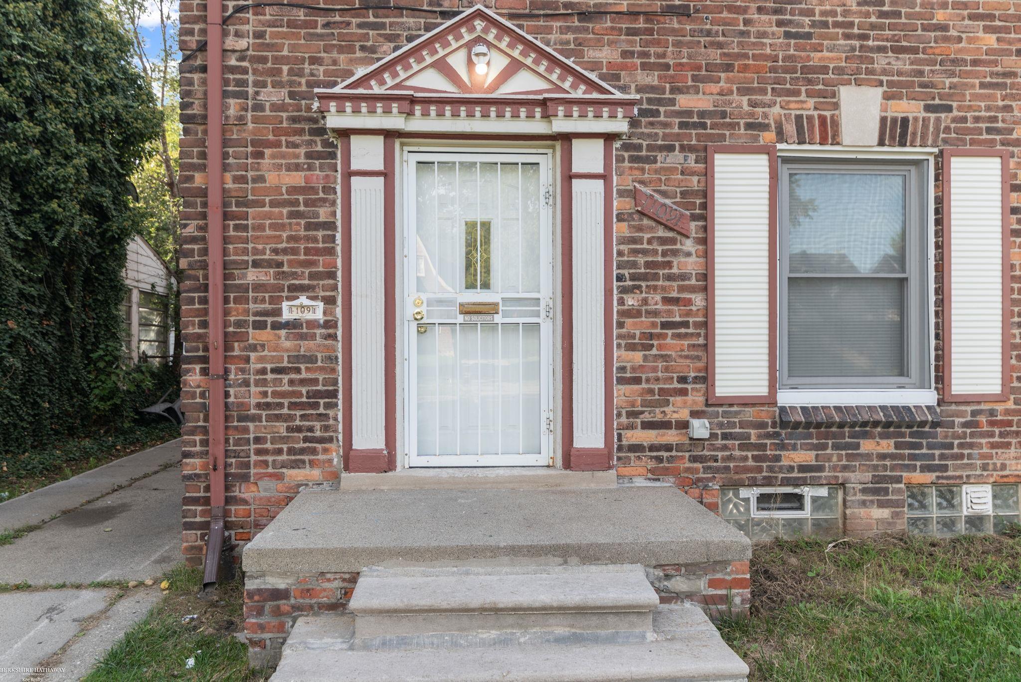 Photo 2 of Single family home for sale at 11091 Wayburn St, Detroit, MI 48224 | MLS# 58050221913 | Listing updated on 2026-09-16