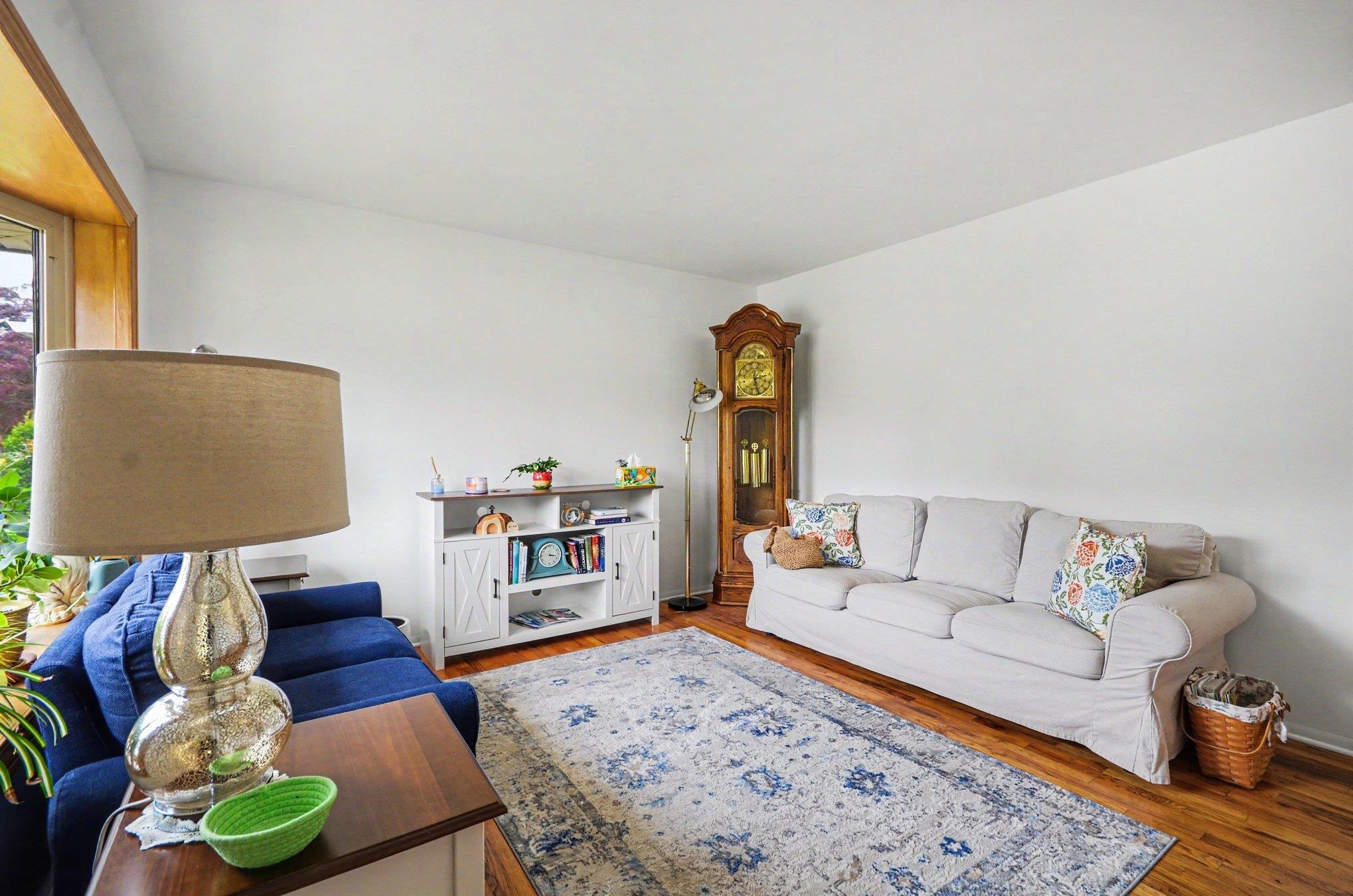 Photo 3 of Single family home for sale at 11822 Highland Dr, Warren, MI 48089 | MLS# 5050221930 | Listing updated on 2026-09-16