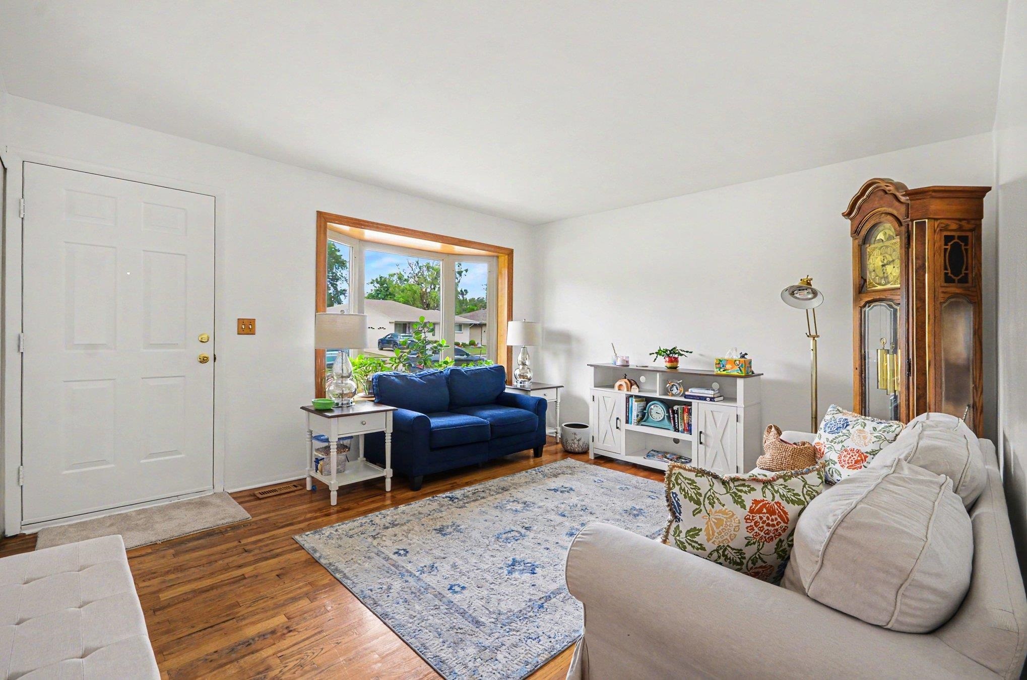 Photo 4 of Single family home for sale at 11822 Highland Dr, Warren, MI 48089 | MLS# 5050221930 | Listing updated on 2026-09-16