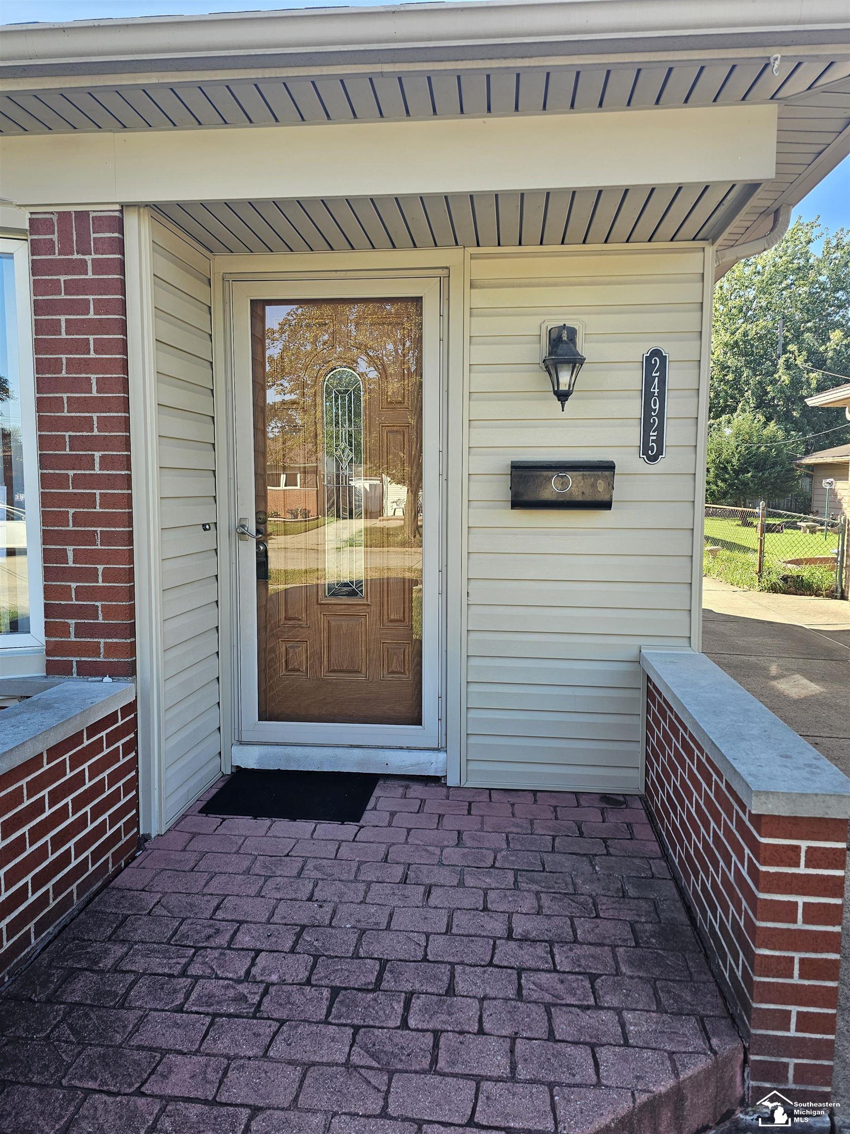 Photo 1 of Single family home for sale at 24925 Ward St, Taylor, MI 48180 | MLS# 57050221936 | Listing updated on 2026-09-19