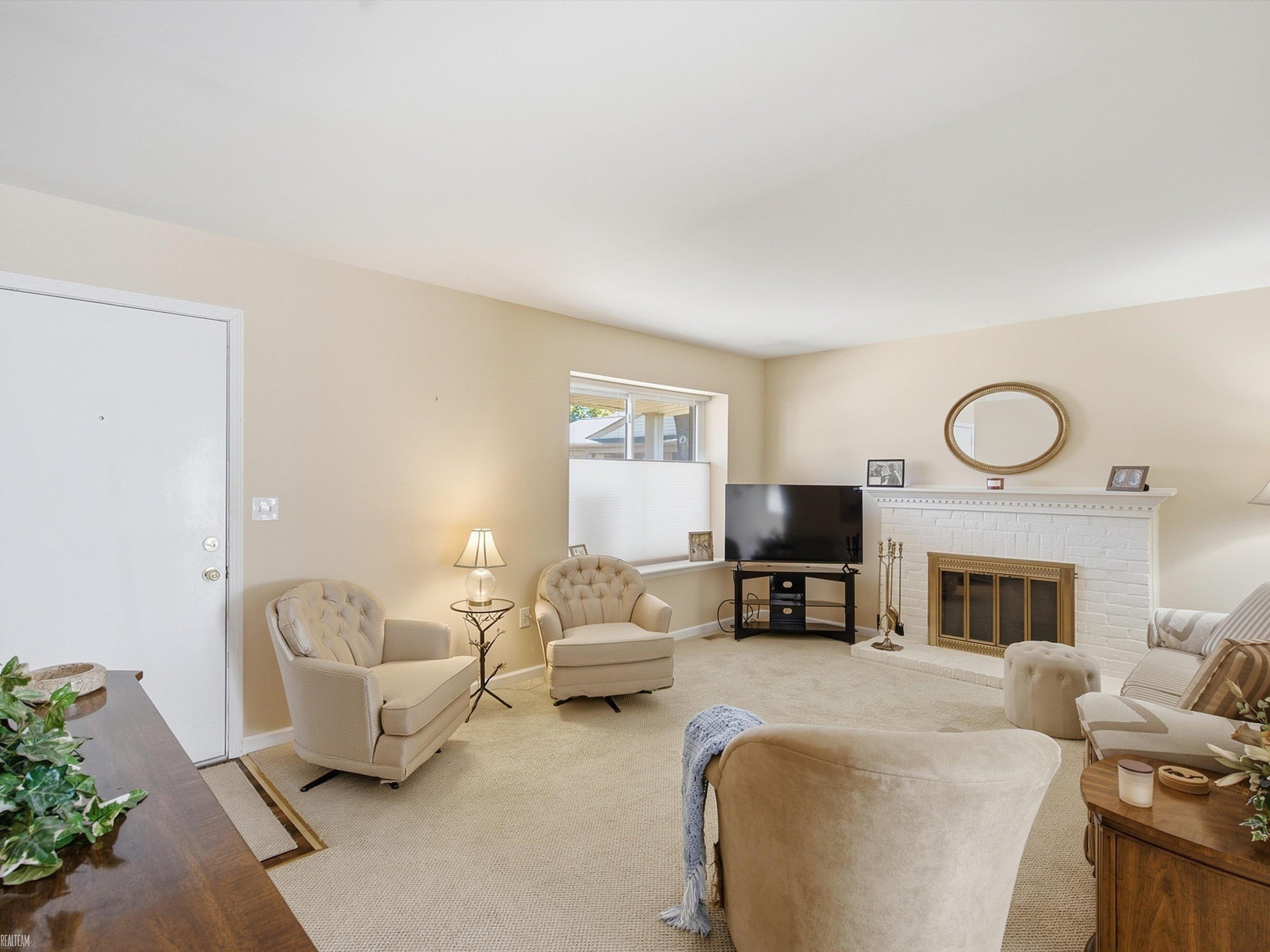 Photo 2 of Condo for sale at 2982 Roundtree Dr, Troy, MI 48083 | MLS# 50221947 | Listing updated on 2026-09-18