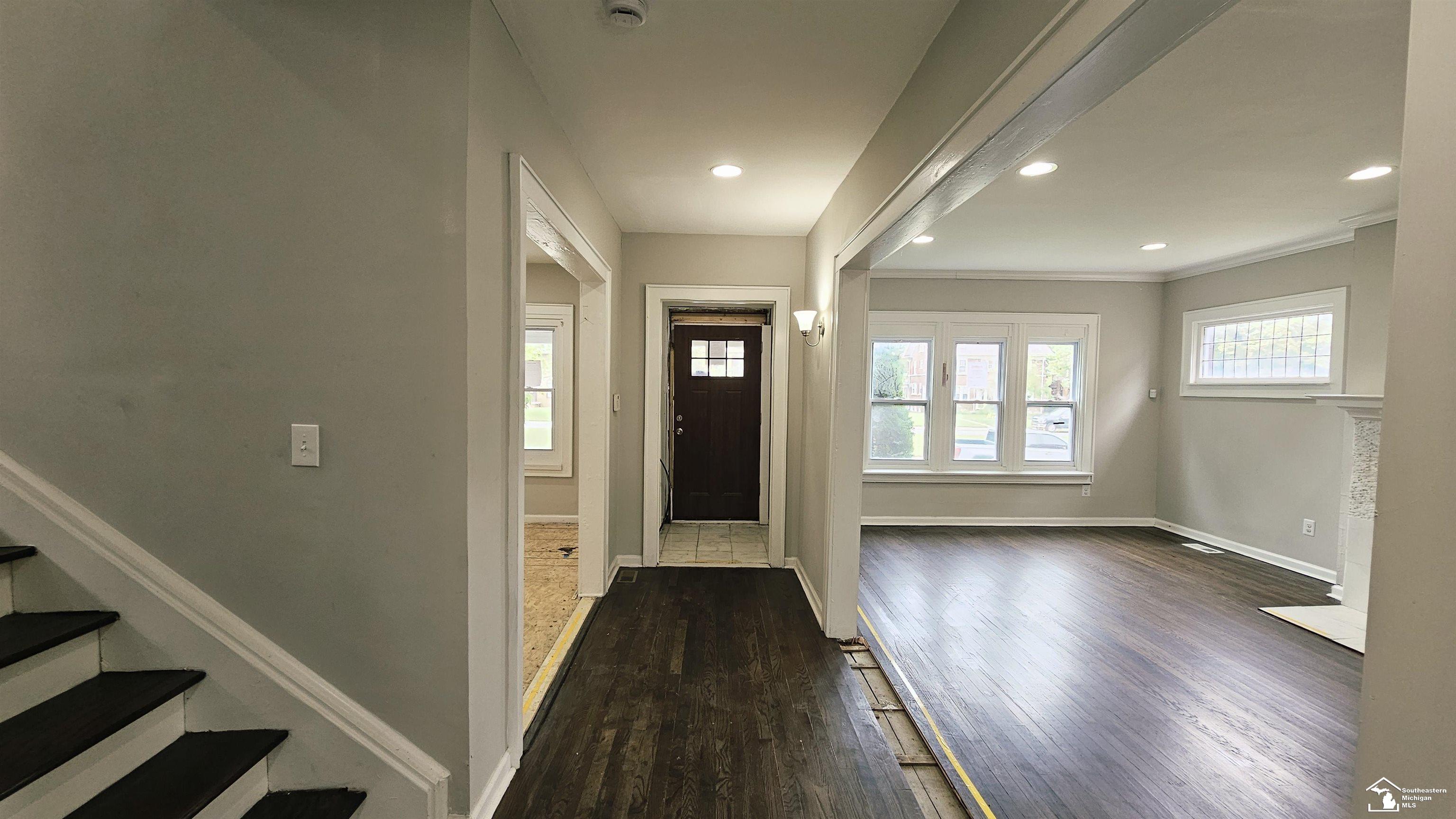 Photo 4 of Single family home for sale at 901 Chicago St, Detroit, MI 48202 | MLS# 57050221963 | Listing updated on 2026-09-17