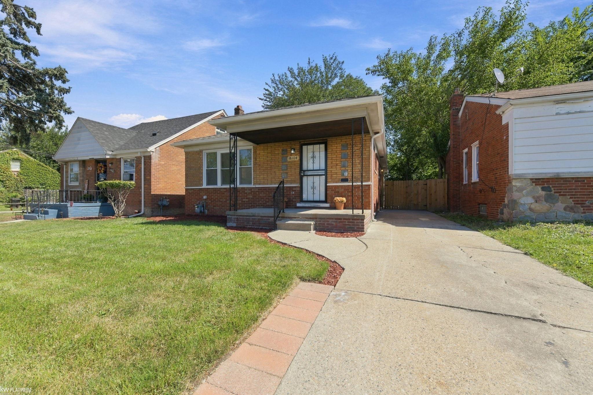 Photo 2 of Single family home for sale at 18104 Runyon St, Detroit, MI 48234 | MLS# 58050221966 | Listing updated on 2026-09-16