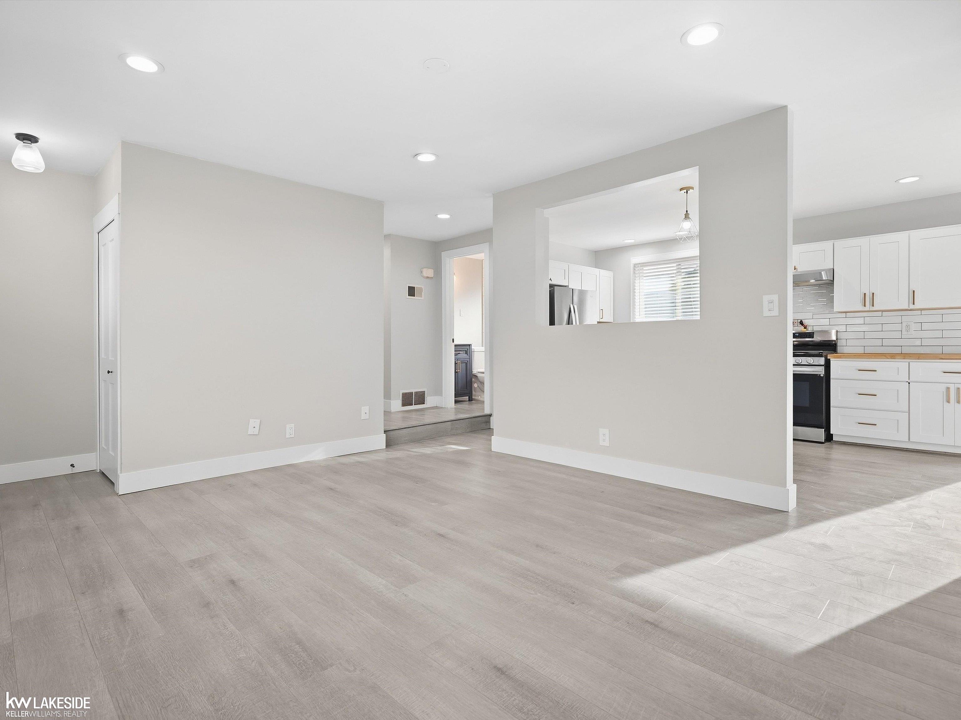 Photo 3 of Single family home for sale at 43016 Penny Dr, Sterling Heights, MI 48314 | MLS# 58050221980 | Listing updated on 2026-09-16
