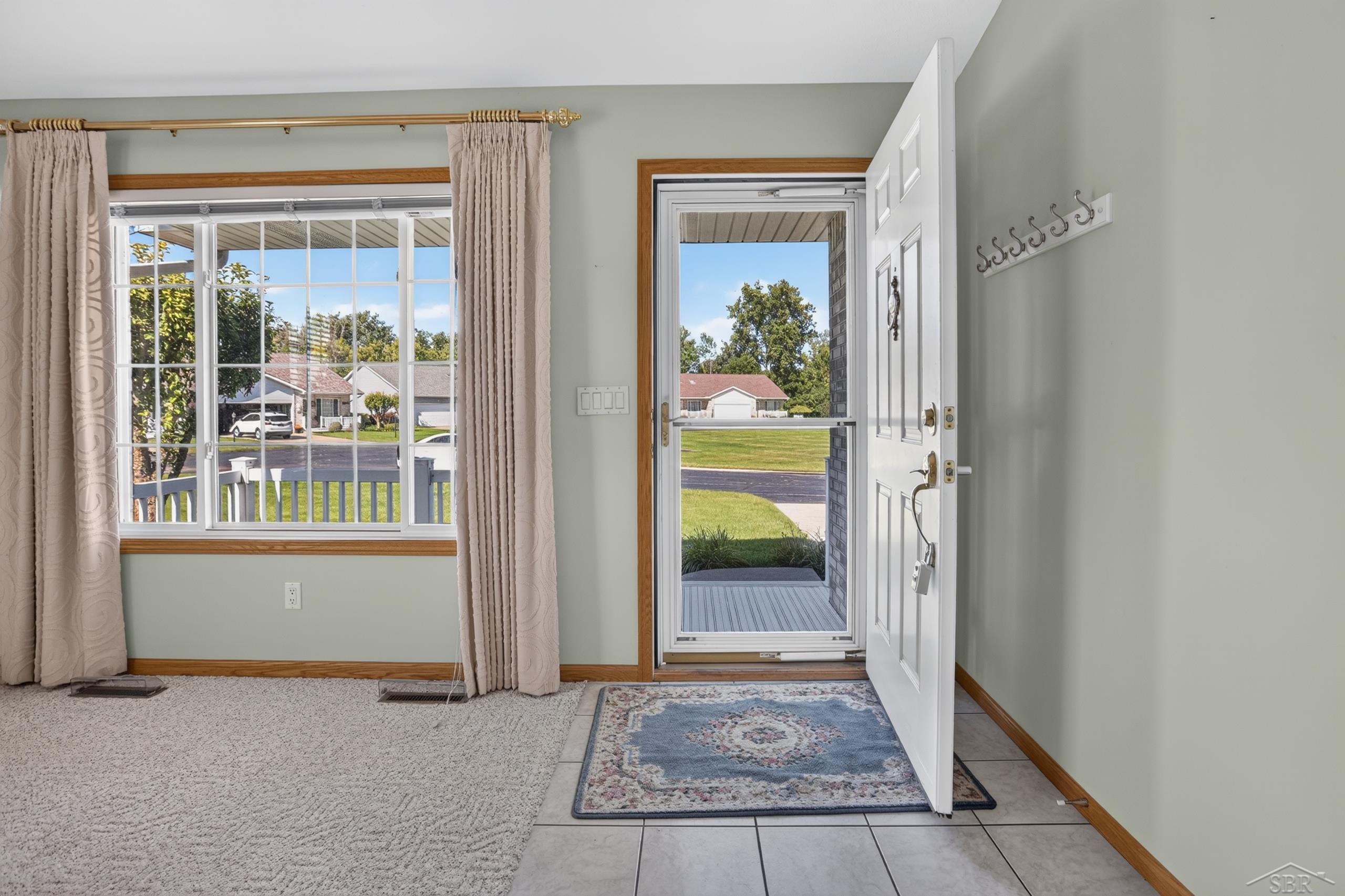 Listing Photo 4 - Condo for sale in building located at 5961 Red Feather Dr, Bay City, MI 48706