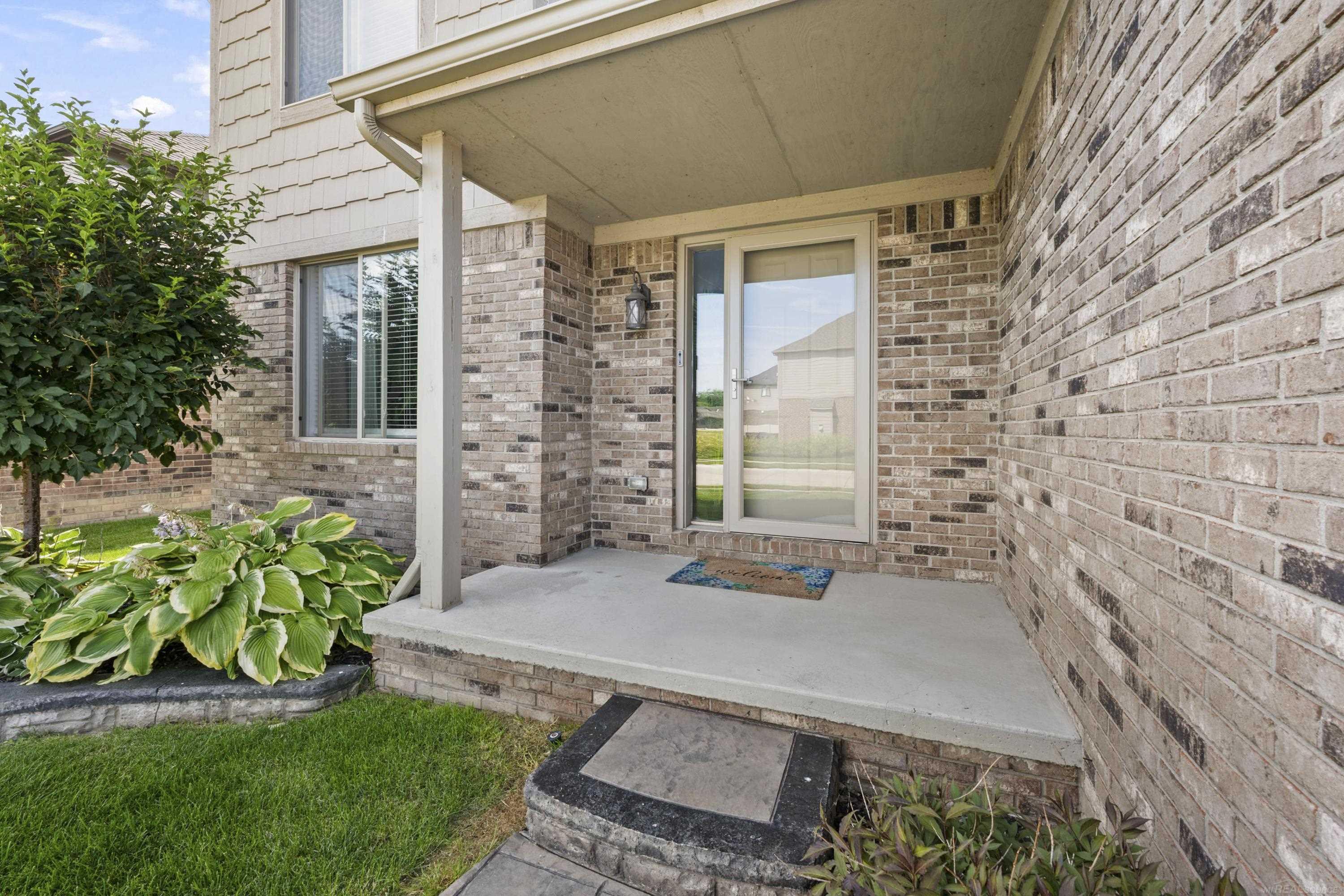 Photo 3 of Single family home for sale at 49570 Manistee St, Chesterfield, MI 48047 | MLS# 58050221988 | Listing updated on 2026-09-16