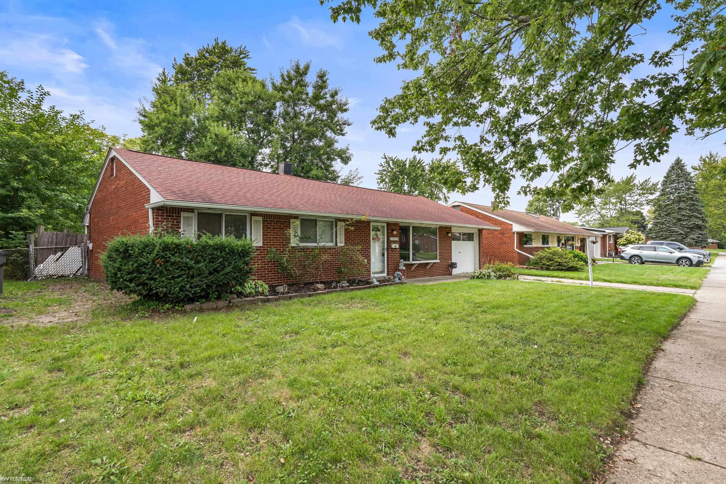 Photo 3 of Single family home for sale at 35529 Seville St, Clinton Township, MI 48035 | MLS# 58050221989 | Listing updated on 2026-09-18