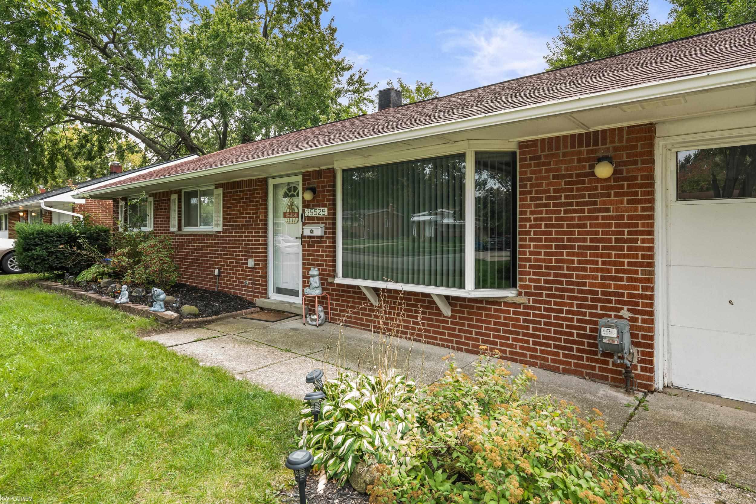 Photo 3 of Single family home for sale at 35529 Seville St, Clinton Township, MI 48035 | MLS# 58050221989 | Listing updated on 2026-09-18