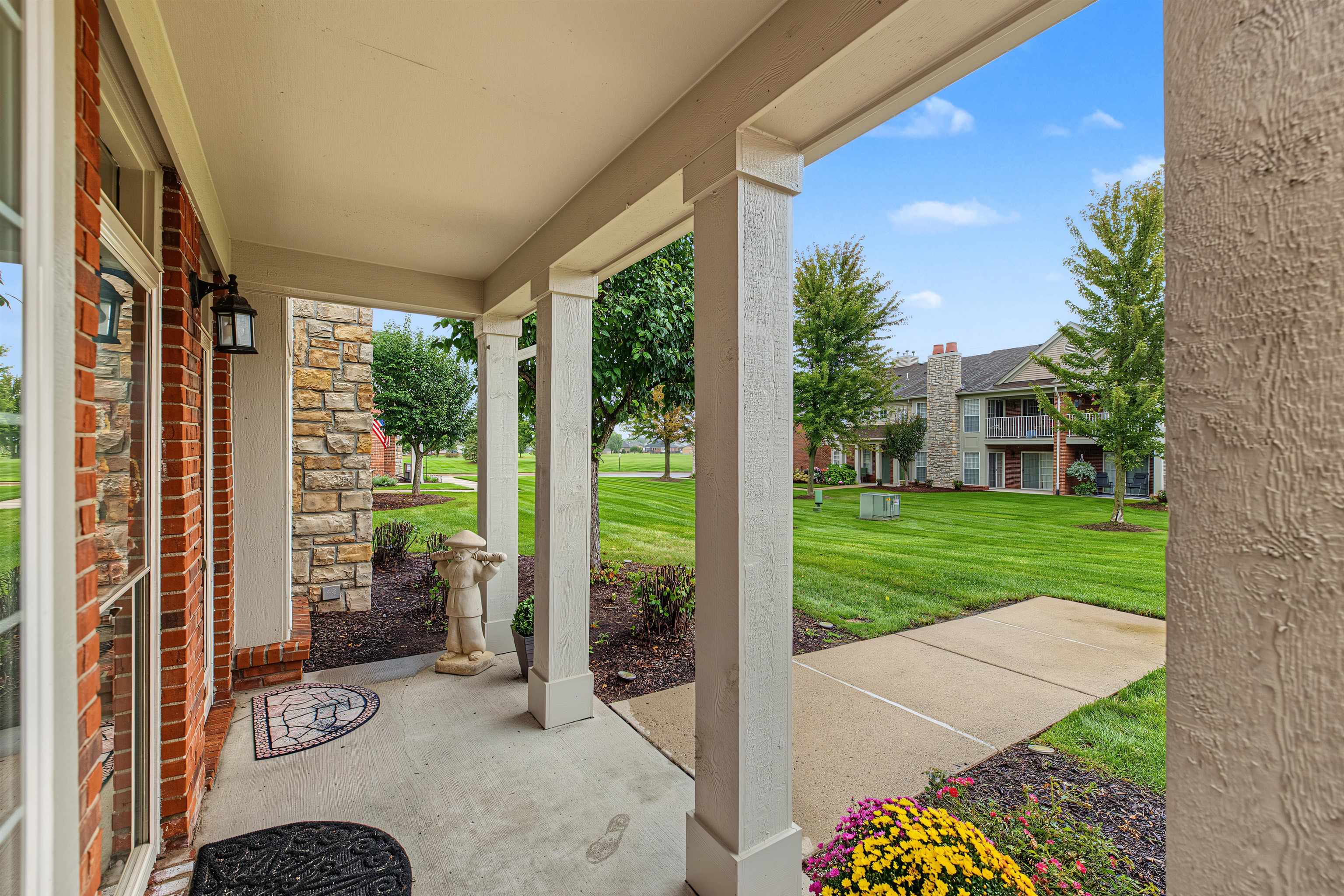 Photo 3 of Condo for sale at 52268 Naugatuck Dr, Macomb, MI 48042 | MLS# 58050221996 | Listing updated on 2026-09-21
