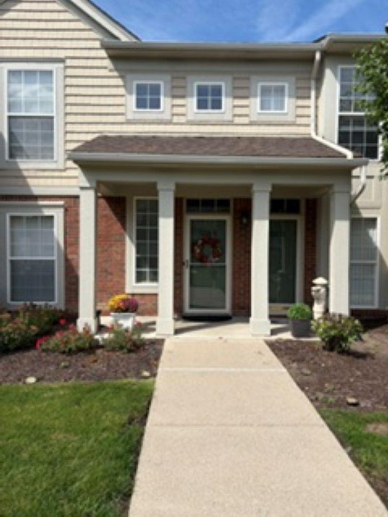 Photo 4 of Condo for sale at 52268 Naugatuck Dr, Macomb, MI 48042 | MLS# 58050221996 | Listing updated on 2026-09-19