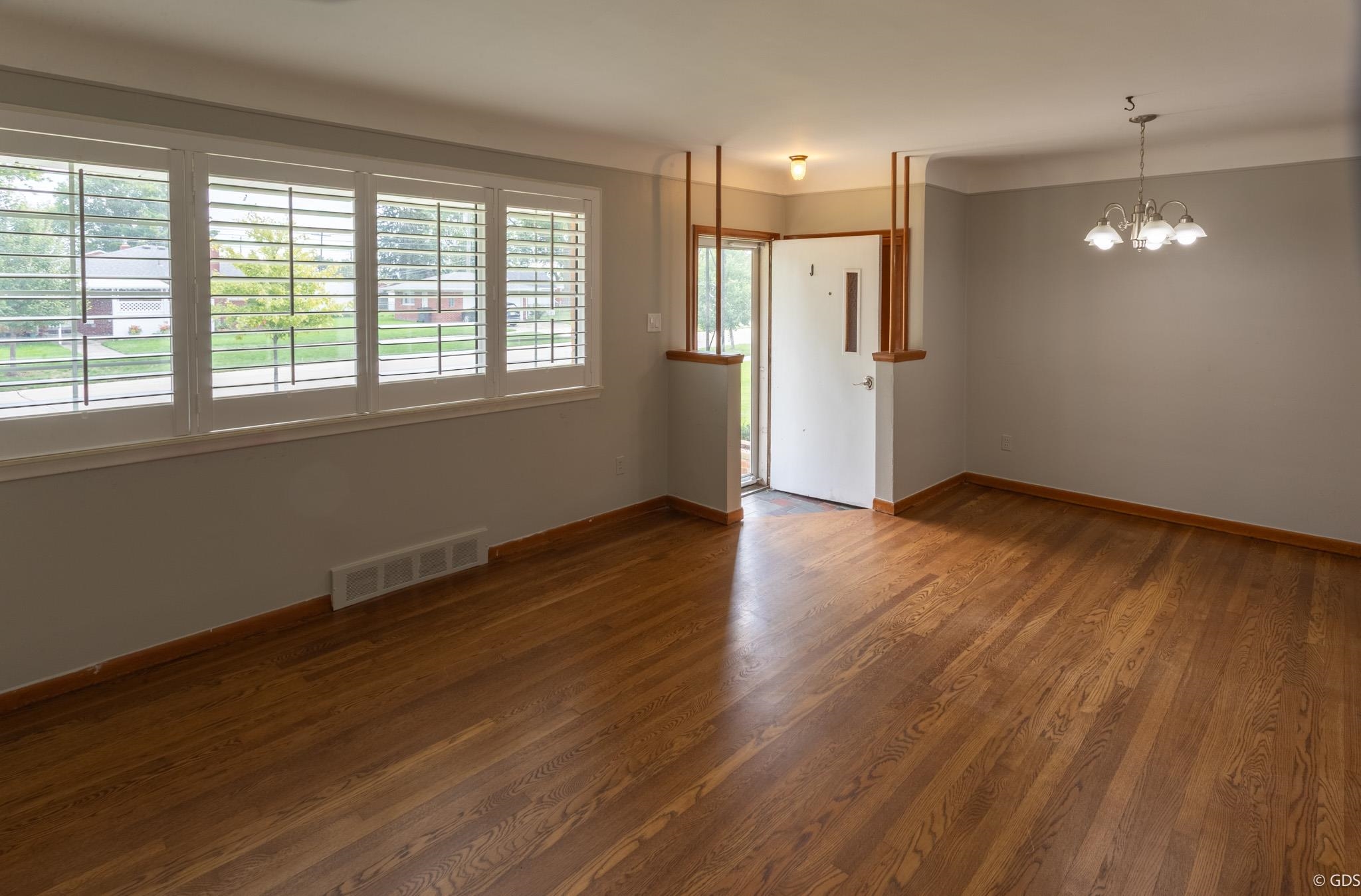 Photo 3 of Single family home for sale at 35049 Golden St, Clinton Township, MI 48035 | MLS# 5050221997 | Listing updated on 2026-09-18