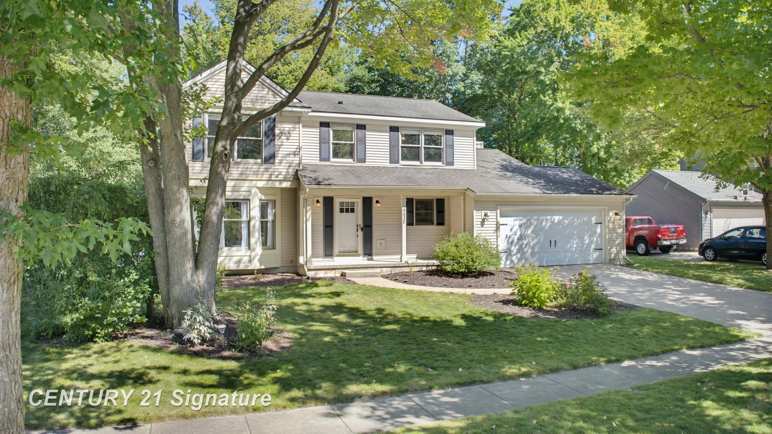 Photo 2 of Single family home for sale at 5628 Bloomfield Dr, Midland, MI 48642 | MLS# 61050222004 | Listing updated on 2026-09-17