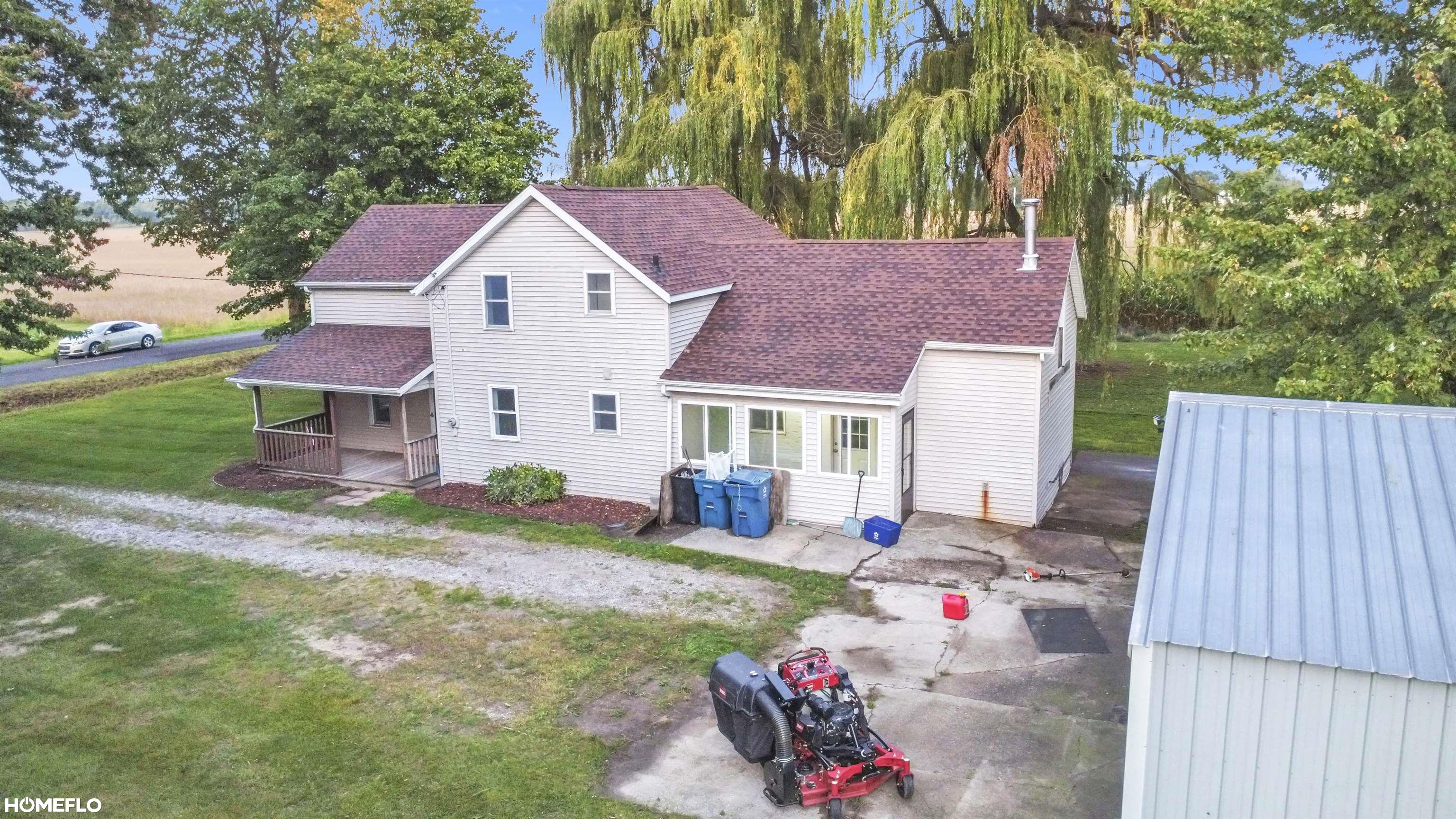 Photo 3 of Single family home for sale at 2818 E Brooks Rd, Freeland, MI 48623 | MLS# 61050222007 | Listing updated on 2026-09-16