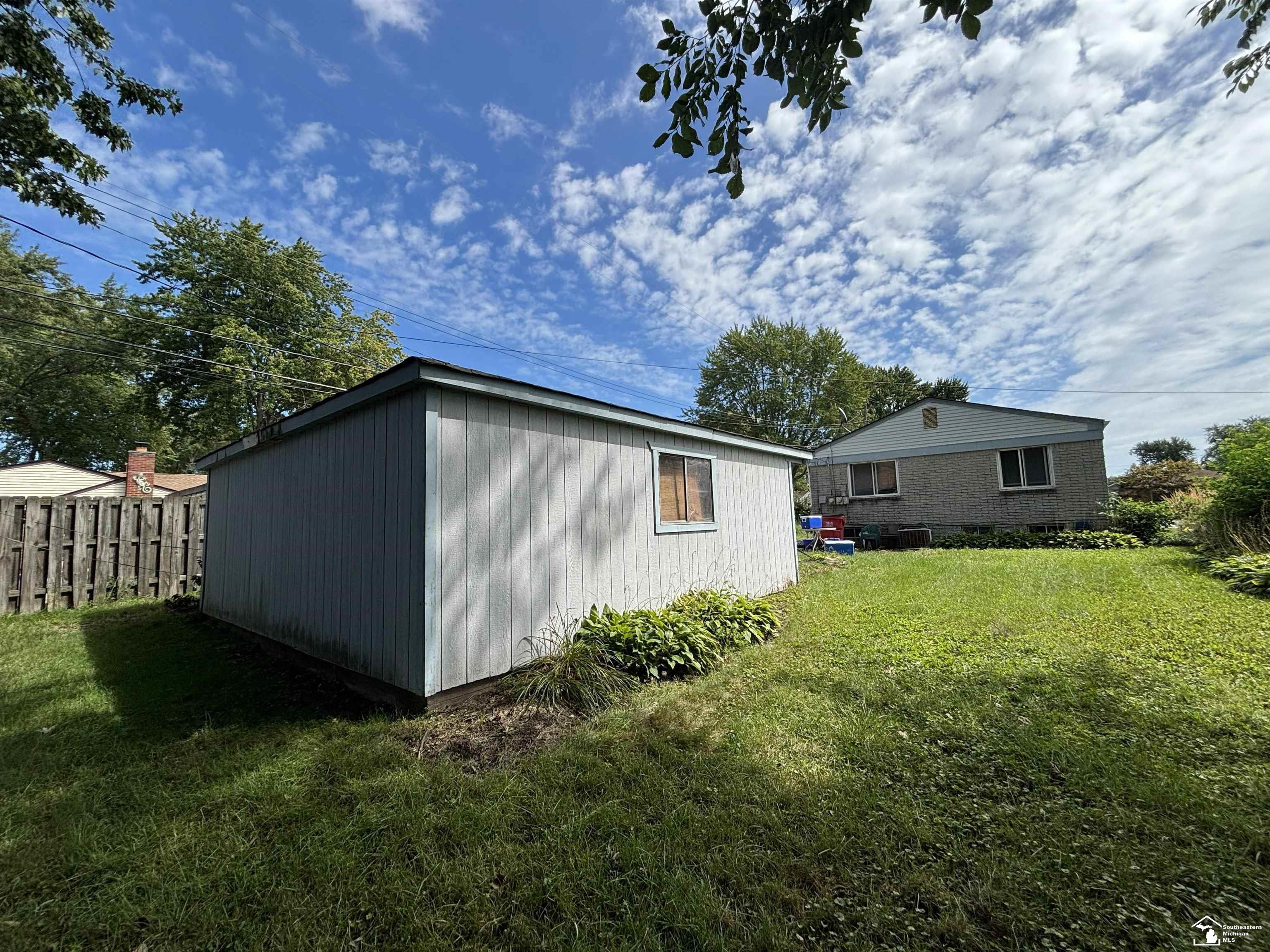 Photo 3 of Single family home for sale at 34373 Virgil St, Harrison Township, MI 48045 | MLS# 57050222011 | Listing updated on 2026-09-17