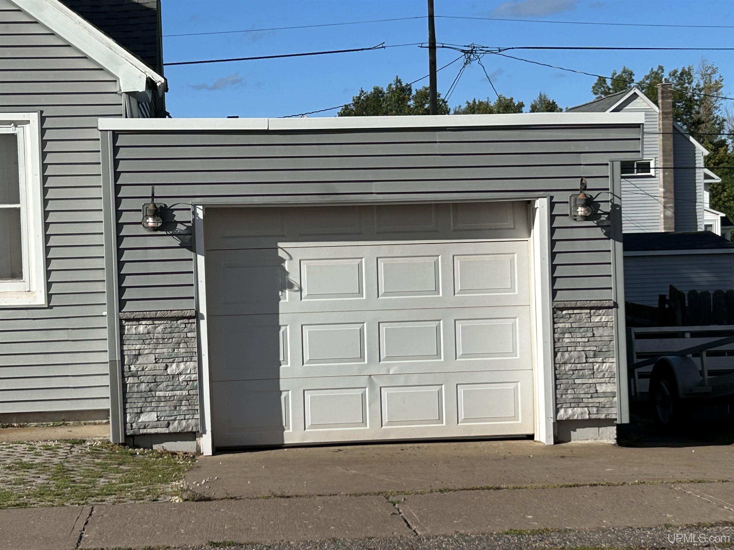 Photo 3 of Single family home for sale at 745 Wabash St, Ishpeming, MI 49849 | MLS# 50222023 | Listing updated on 2026-09-24