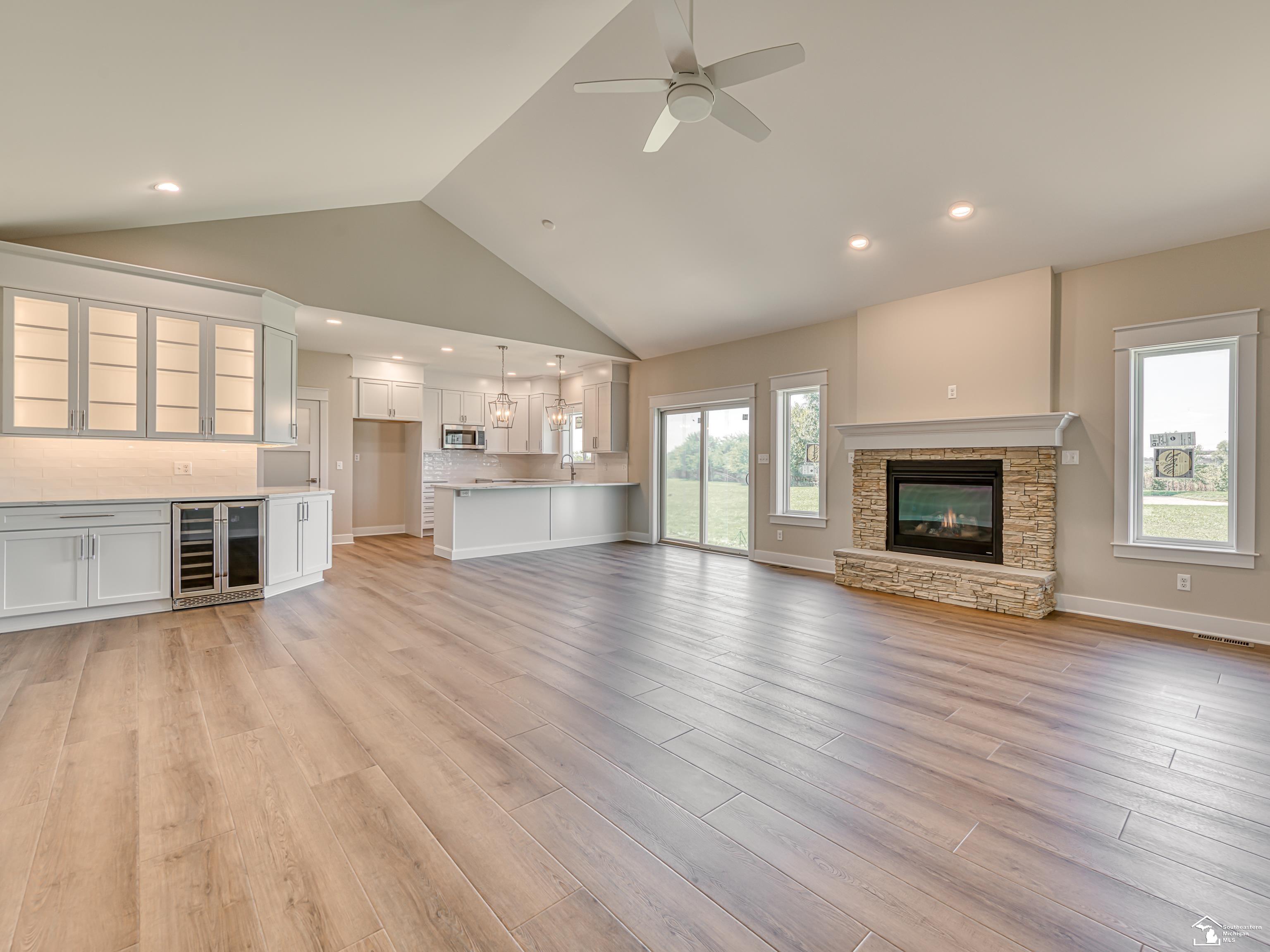 Photo 4 of Single family home for sale at 792 E Sweet Briar Ln, Monroe, MI 48161 | MLS# 57050222050 | Listing updated on 2026-09-17