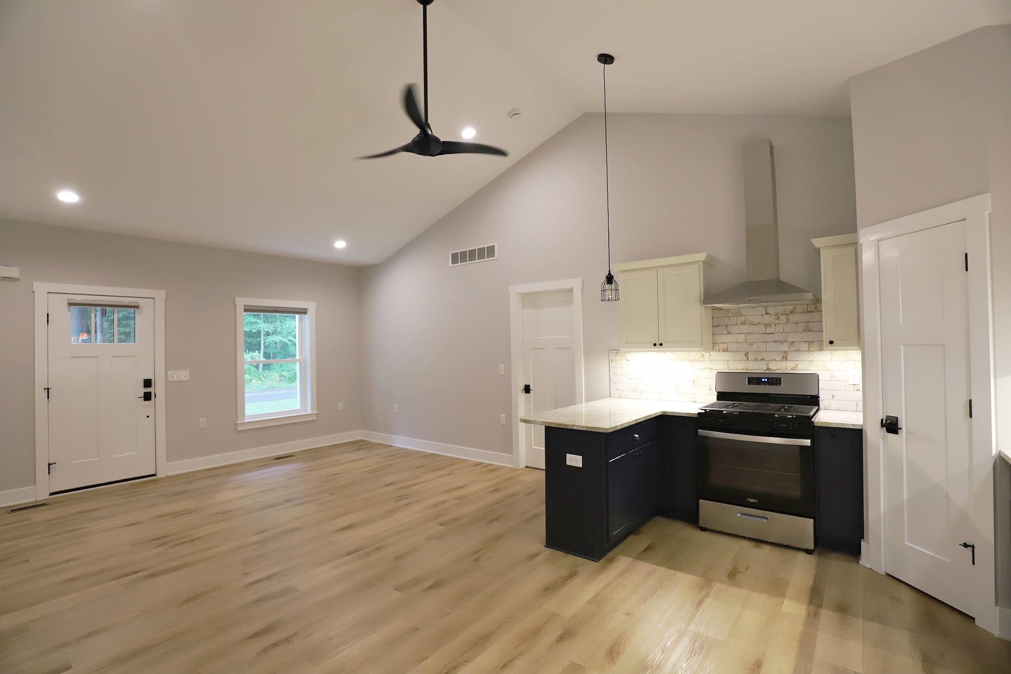 Photo 4 of Single family home for sale at 200 Perry St, Montrose, MI 48457 | MLS# 5050222058 | Listing updated on 2026-09-17