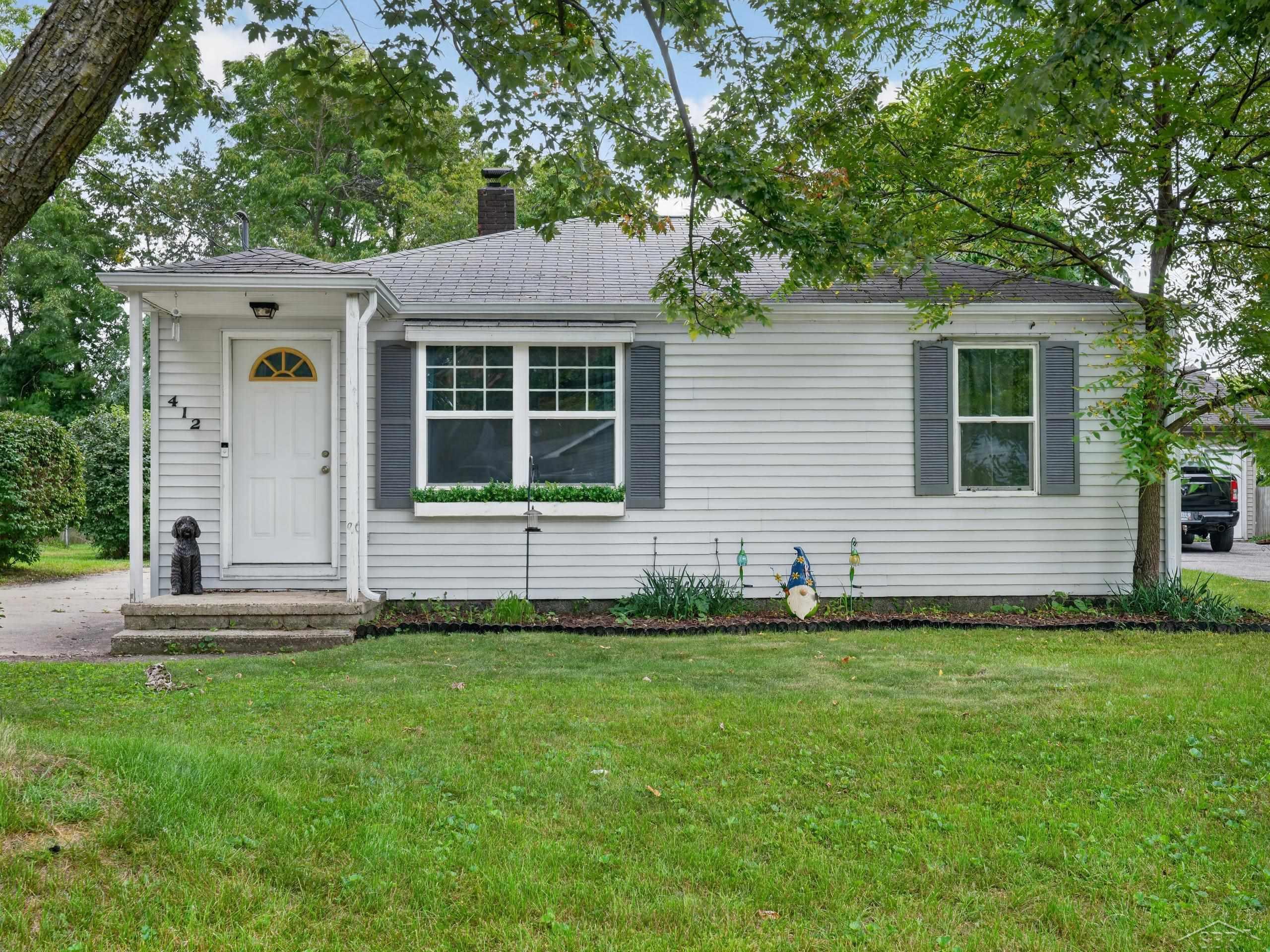 Photo 1 of Single family home for sale at 412 Longview St, Midland, MI 48642 | MLS# 61050222063 | Listing updated on 2026-09-17