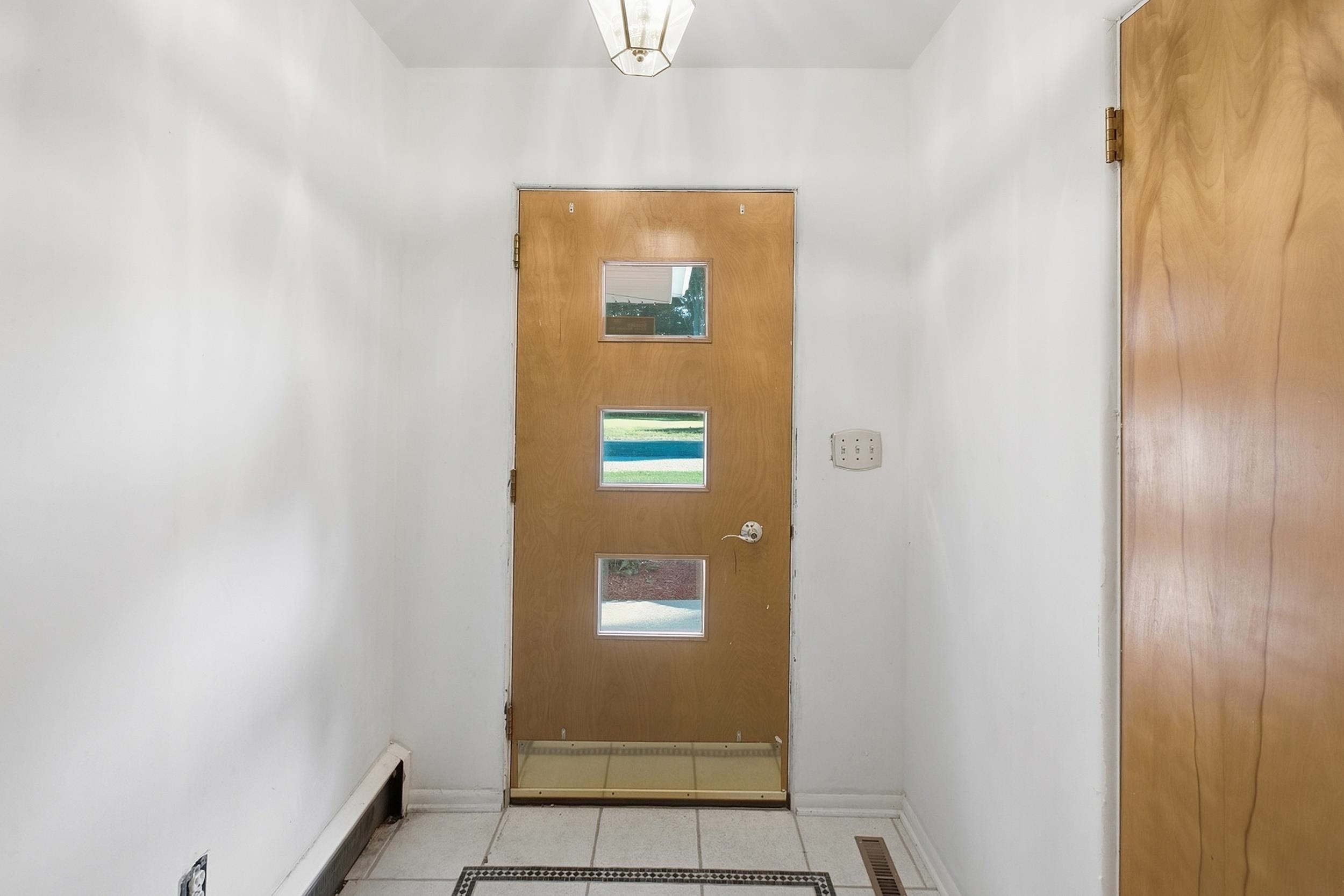 Photo 3 of Single family home for sale at 4560 Jameson St, Saginaw, MI 48638 | MLS# 50222065 | Listing updated on 2026-09-17