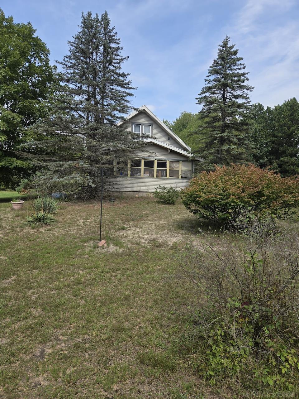 Photo 3 of Single family home for sale at 4274 Jensen Rd, Fruitport, MI 49415 | MLS# 58050222069 | Listing updated on 2026-09-17