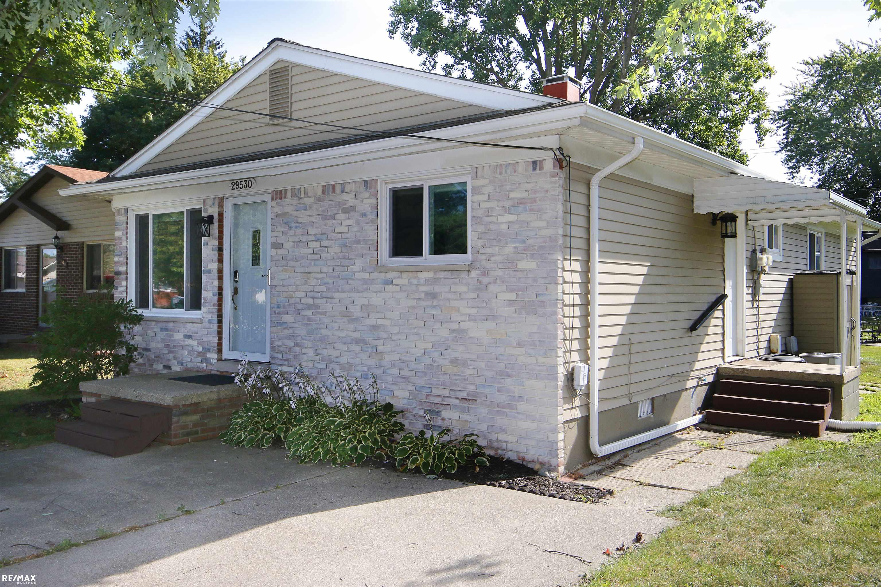 Photo 1 of Single family home for sale at 29530 S River St, Harrison Township, MI 48045 | MLS# 58050222075 | Listing updated on 2026-09-17