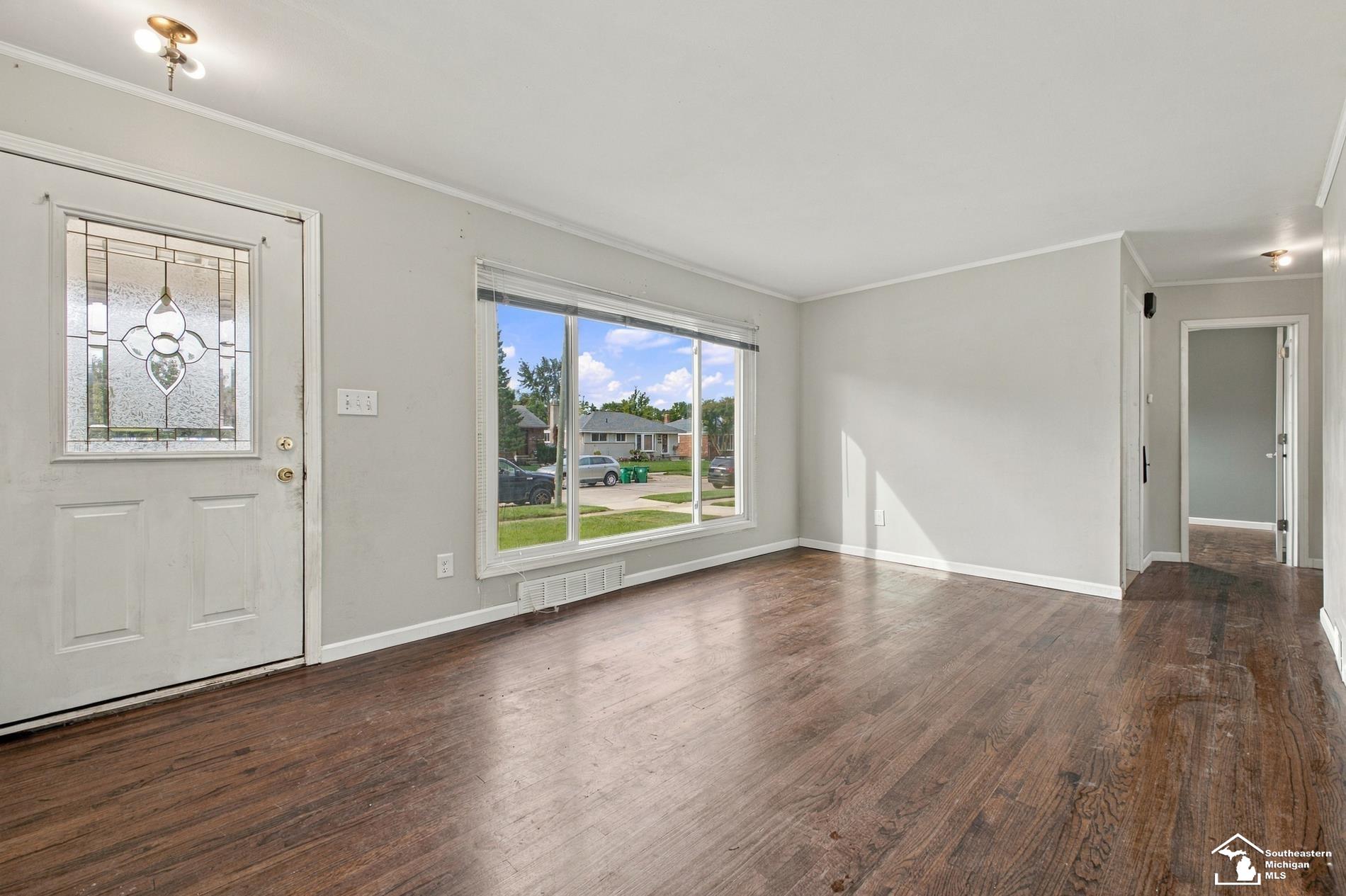Photo 3 of Single family home for sale at 28512 Leona St, Garden City, MI 48135 | MLS# 57050222097 | Listing updated on 2026-09-18
