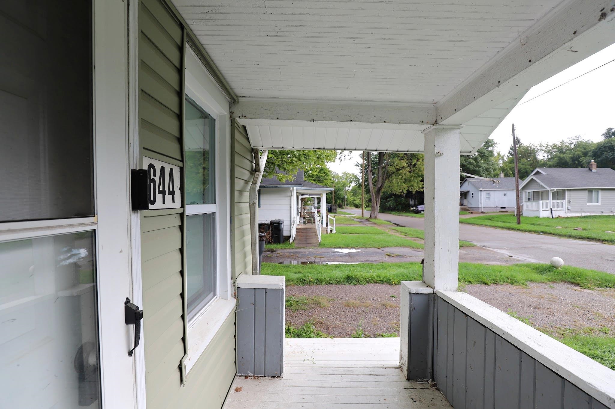 Photo 3 of Single family home for sale at 644 Partridge St, Flint, MI 48503 | MLS# 5050222117 | Listing updated on 2026-09-17