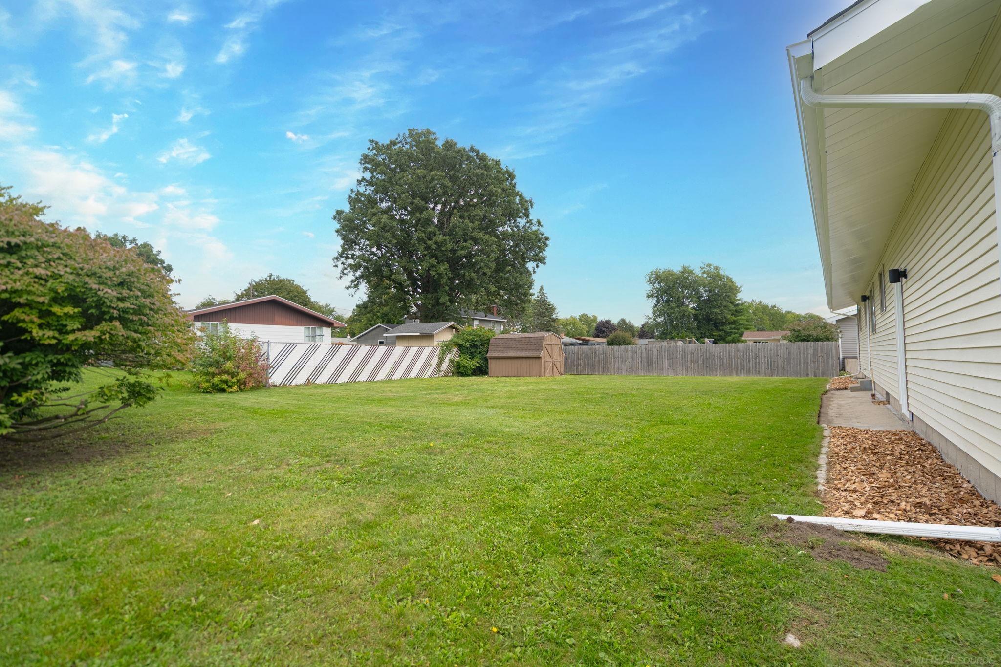 Photo 4 of Single family home for sale at 2915 Continental Dr, Bay City, MI 48706 | MLS# 58050222118 | Listing updated on 2026-09-17