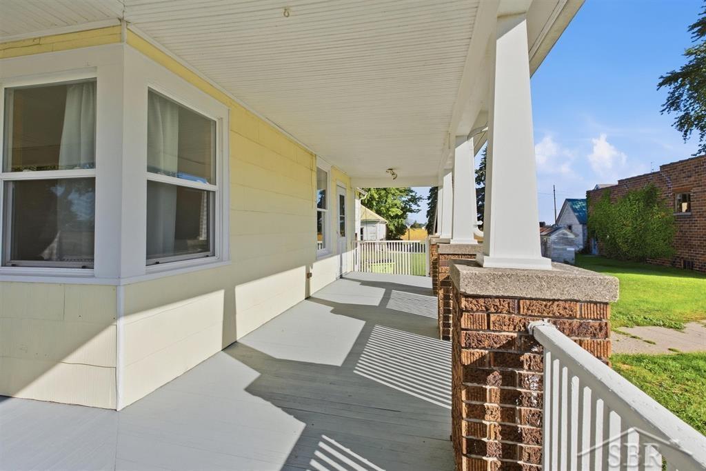Photo 3 of Single family home for sale at 20 W Hotchkiss Rd, Williams Charter Township Bay, MI 48706 | MLS# 61050222124 | Listing updated on 2026-09-17