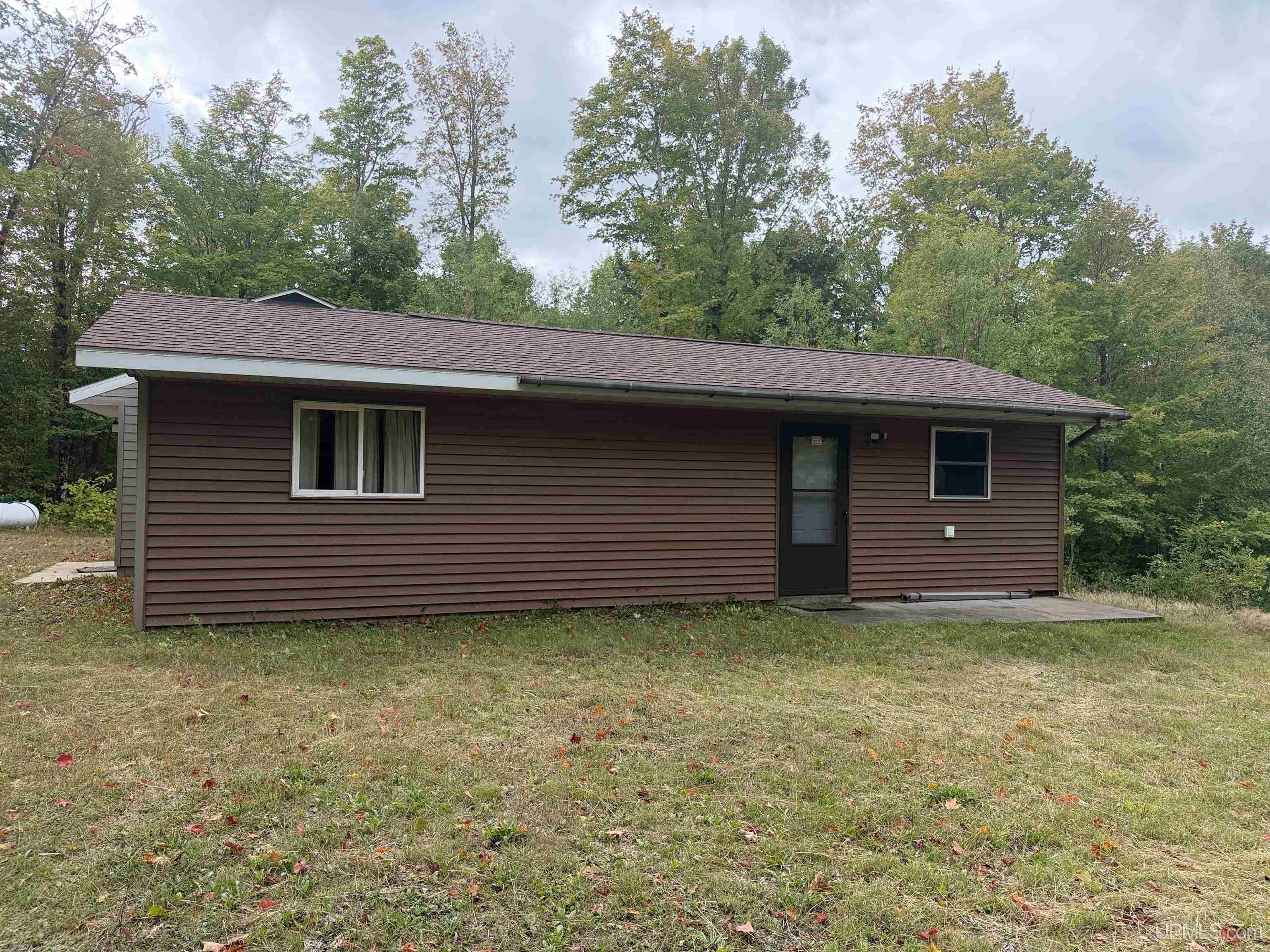 Photo 3 of Single family home for sale at 9181 River St, Bessemer, MI 49911 | MLS# 50222138 | Listing updated on 2026-09-19