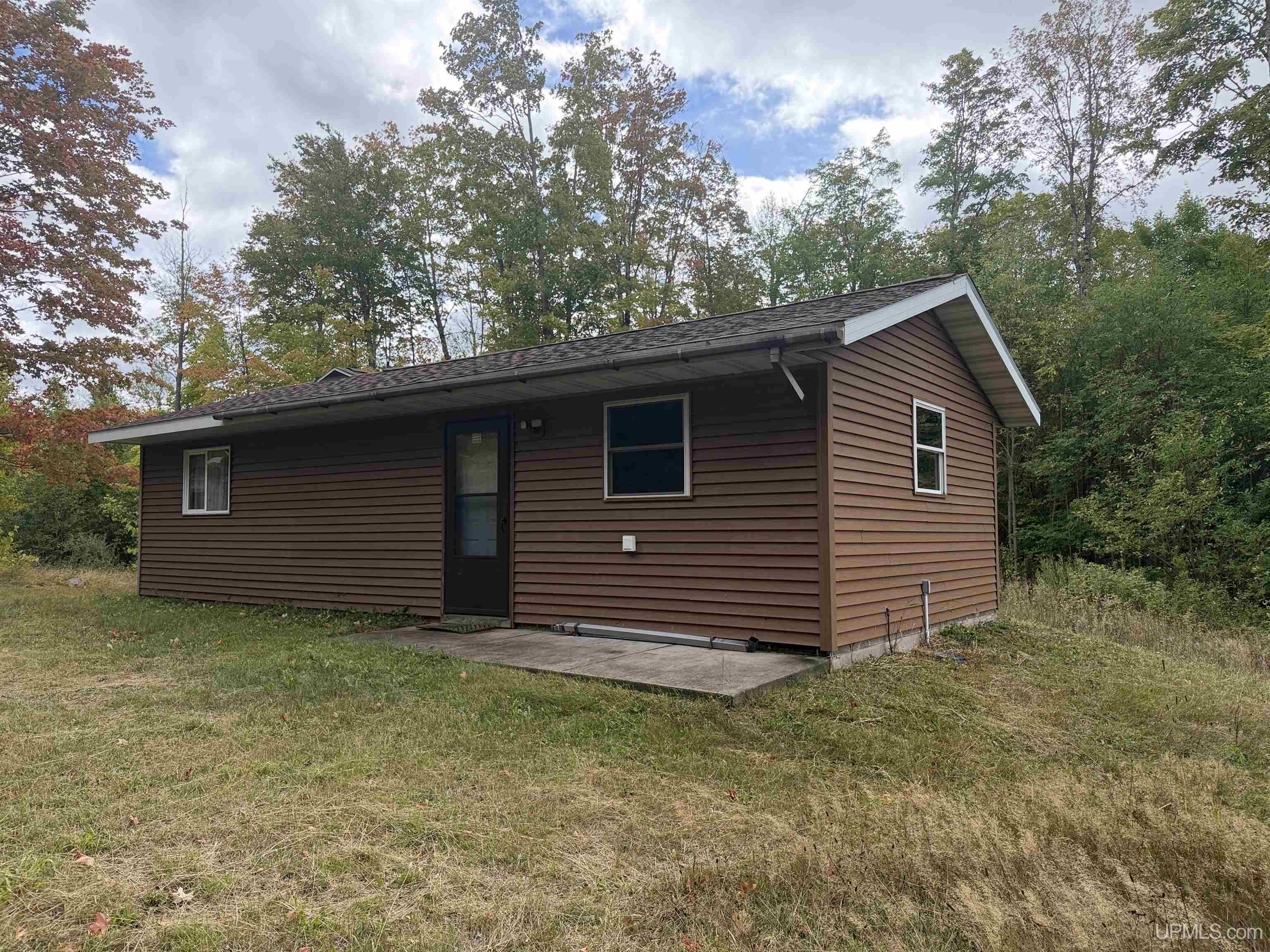 Photo 3 of Single family home for sale at 9181 River St, Bessemer, MI 49911 | MLS# 50222138 | Listing updated on 2026-09-19