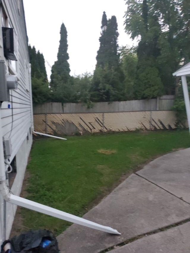 Photo 4 of Single family home for sale at 21835 Nevada Ave, Eastpointe, MI 48021 | MLS# 58050222144 | Listing updated on 2026-09-17