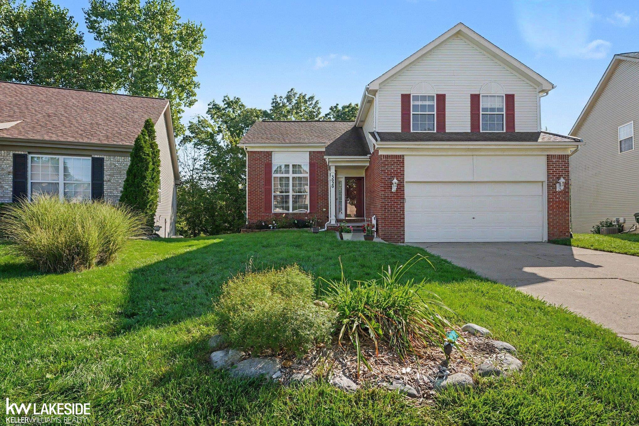 Photo 2 of Single family home for sale at 3020 Talon Cir, Lake Orion, MI 48360 | MLS# 58050222146 | Listing updated on 2026-09-17