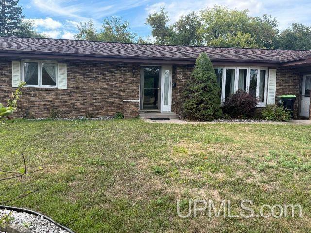 Single family home for sale at 1307 E Grant St, Iron Mountain, MI 49801 | MLS# 50222151