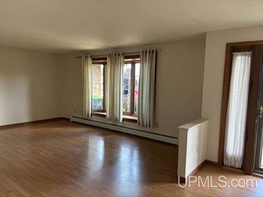 Photo 3 of Single family home for sale at 1307 E Grant St, Iron Mountain, MI 49801 | MLS# 50222151 | Listing updated on 2026-10-07