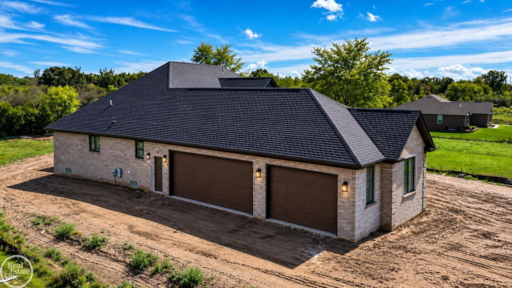 Photo 3 of Single family home for sale at 54760 Washington St, Chesterfield, MI 48047 | MLS# 58050222153 | Listing updated on 2026-09-17