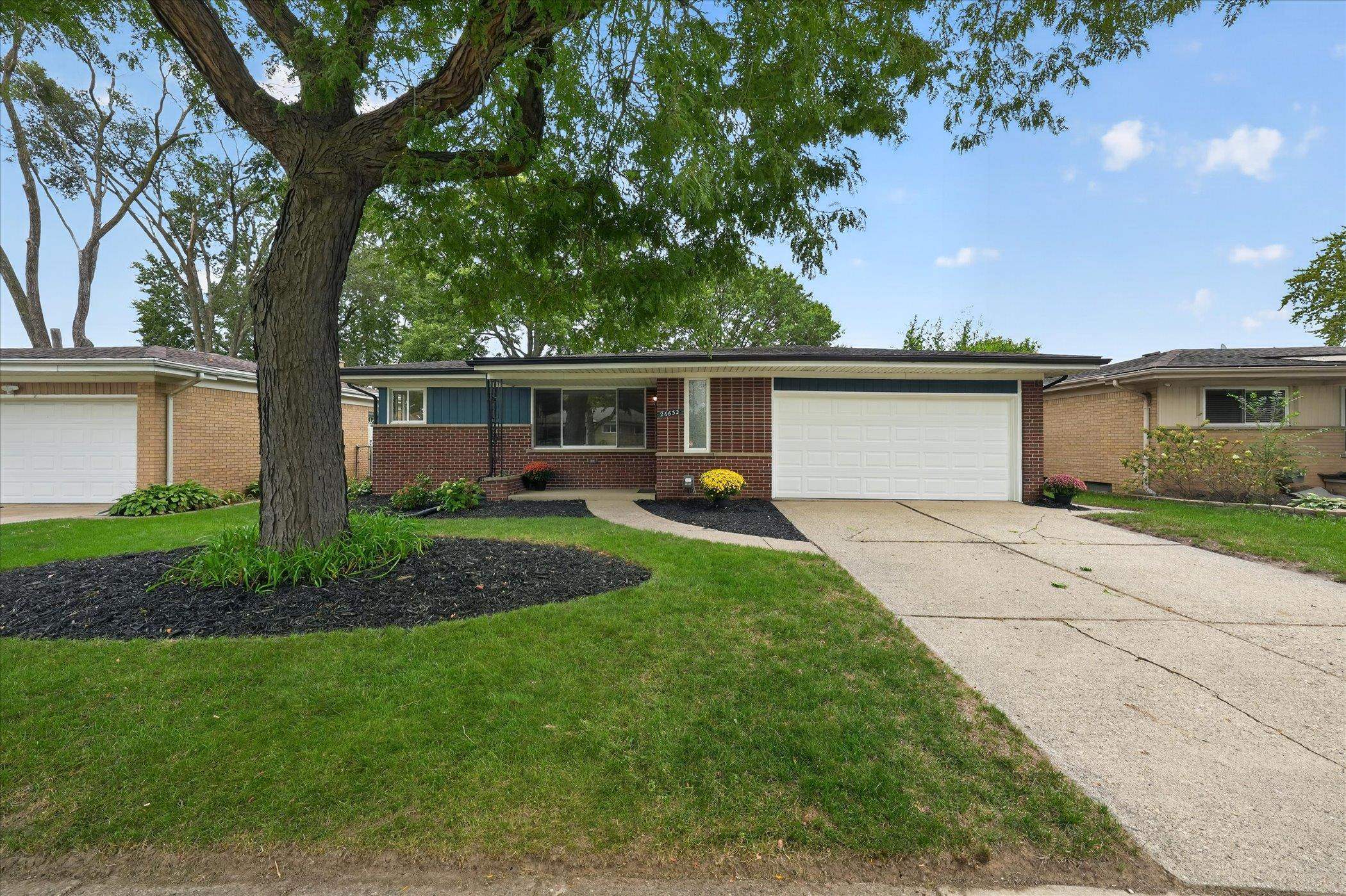Photo 1 of Single family home for sale at 26632 Marilyn Ave, Warren, MI 48089 | MLS# 58050222160 | Listing updated on 2026-09-20