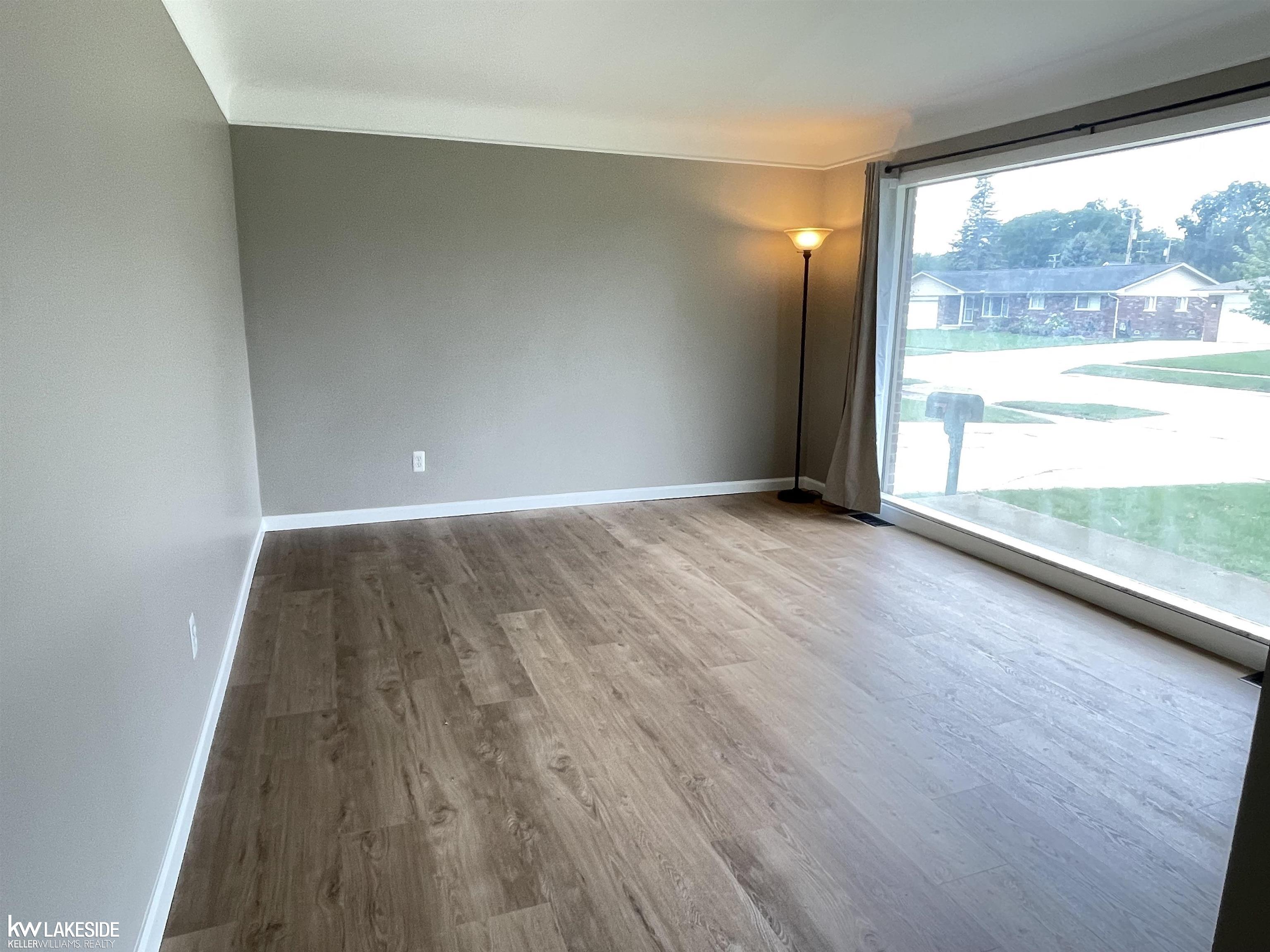 Photo 3 of Single family home for sale at 11100 Erdmann Rd, Sterling Heights, MI 48314 | MLS# 58050222168 | Listing updated on 2026-09-19