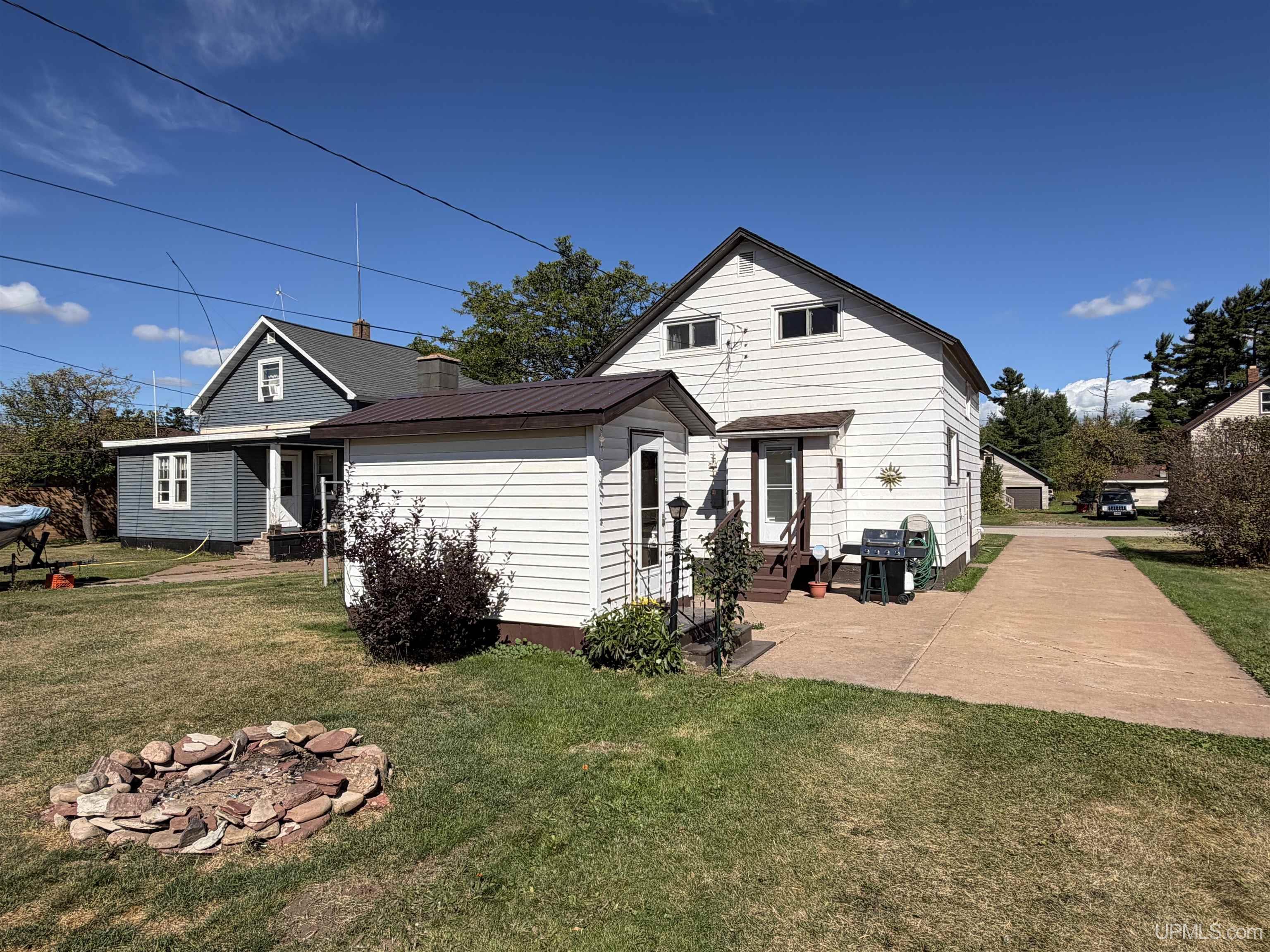 Photo 3 of Single family home for sale at 205 Kirkpatrick St, Palmer, MI 49871 | MLS# 50222171 | Listing updated on 2026-09-25