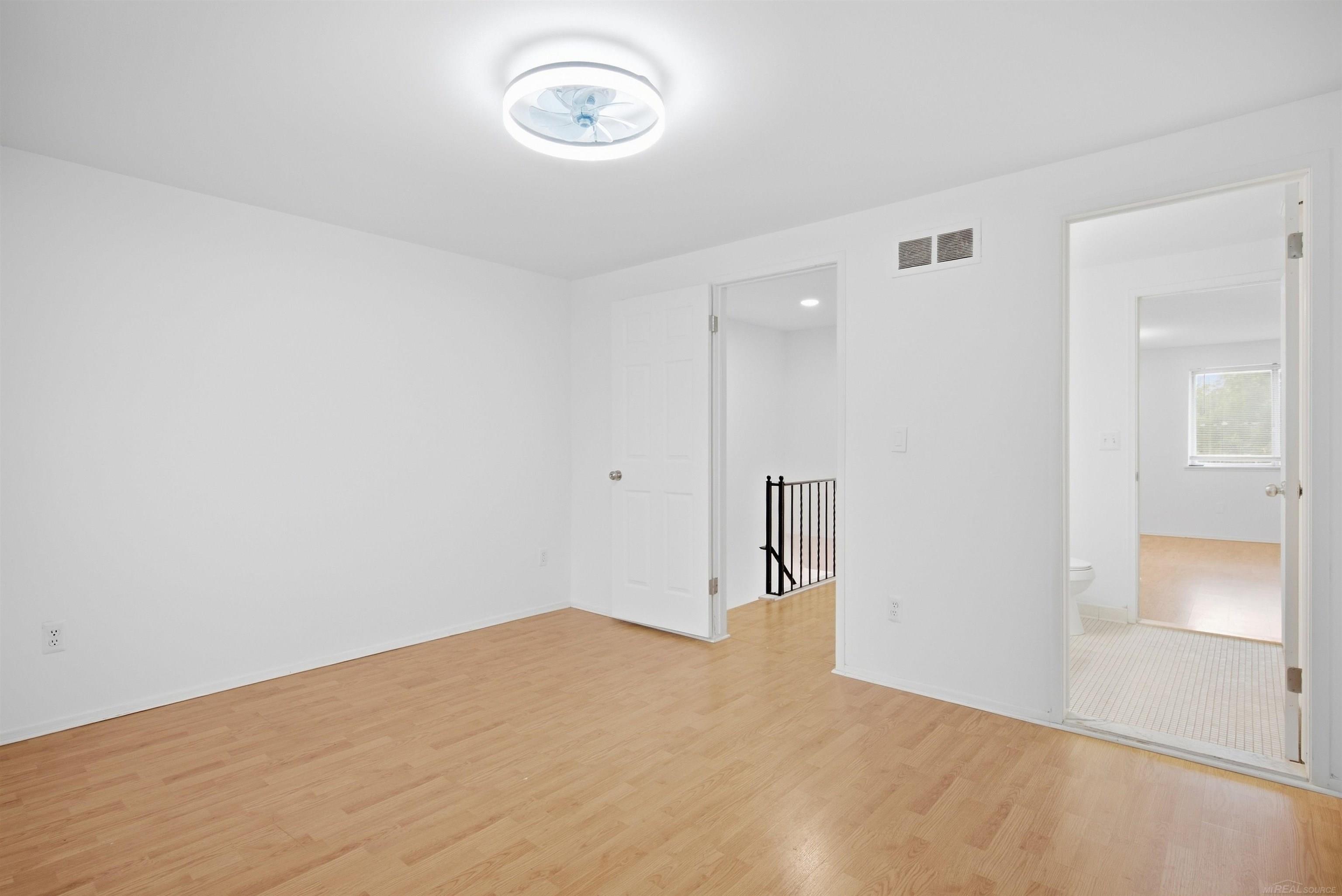Photo 4 of Condo for sale at 36320 Park Pl Dr #146, Sterling Heights, MI 48310 | MLS# 50222172 | Listing updated on 2026-09-18
