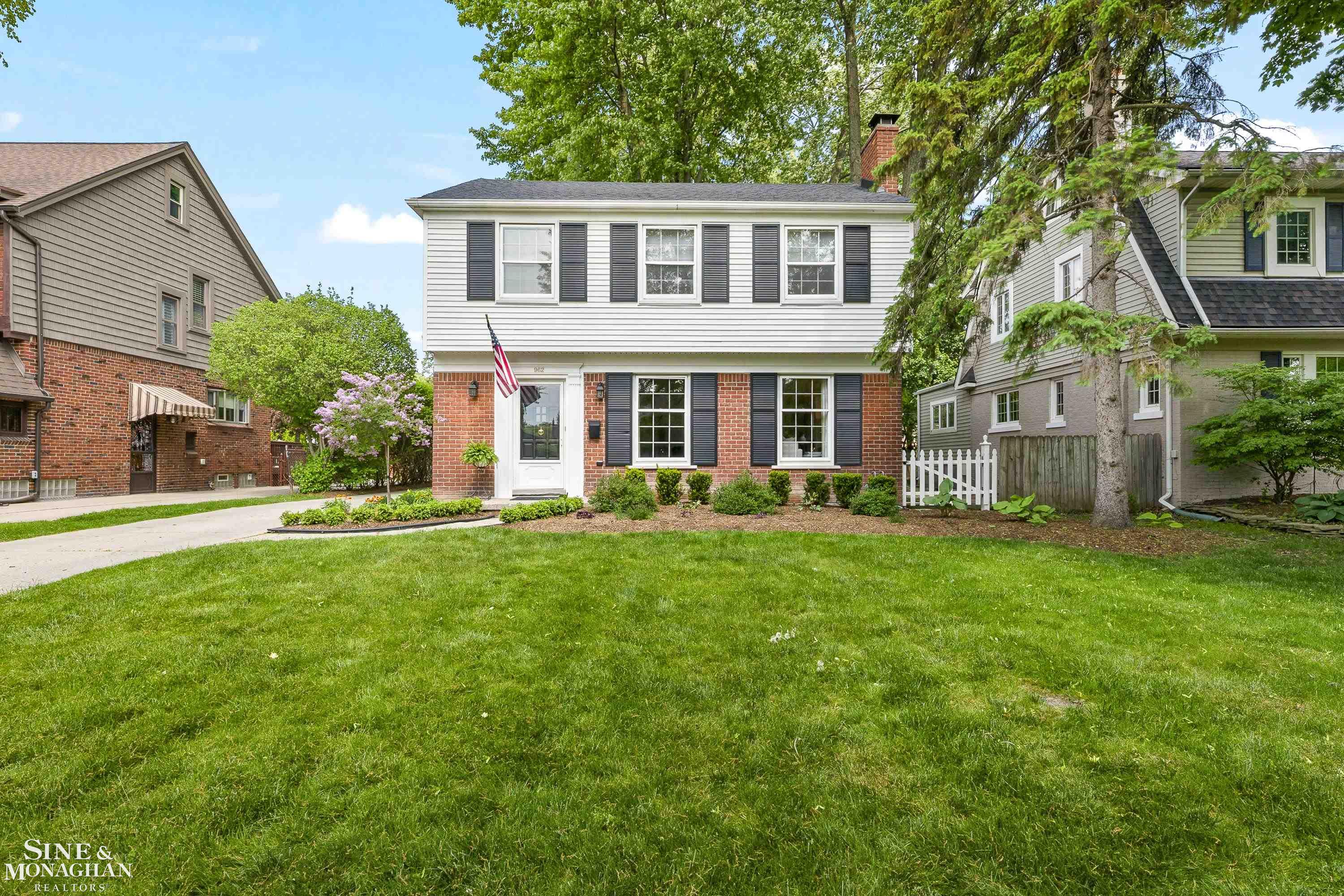 Single family home for sale at 962 Lincoln Rd, Grosse Pointe, MI 48230 | MLS# 58050222176