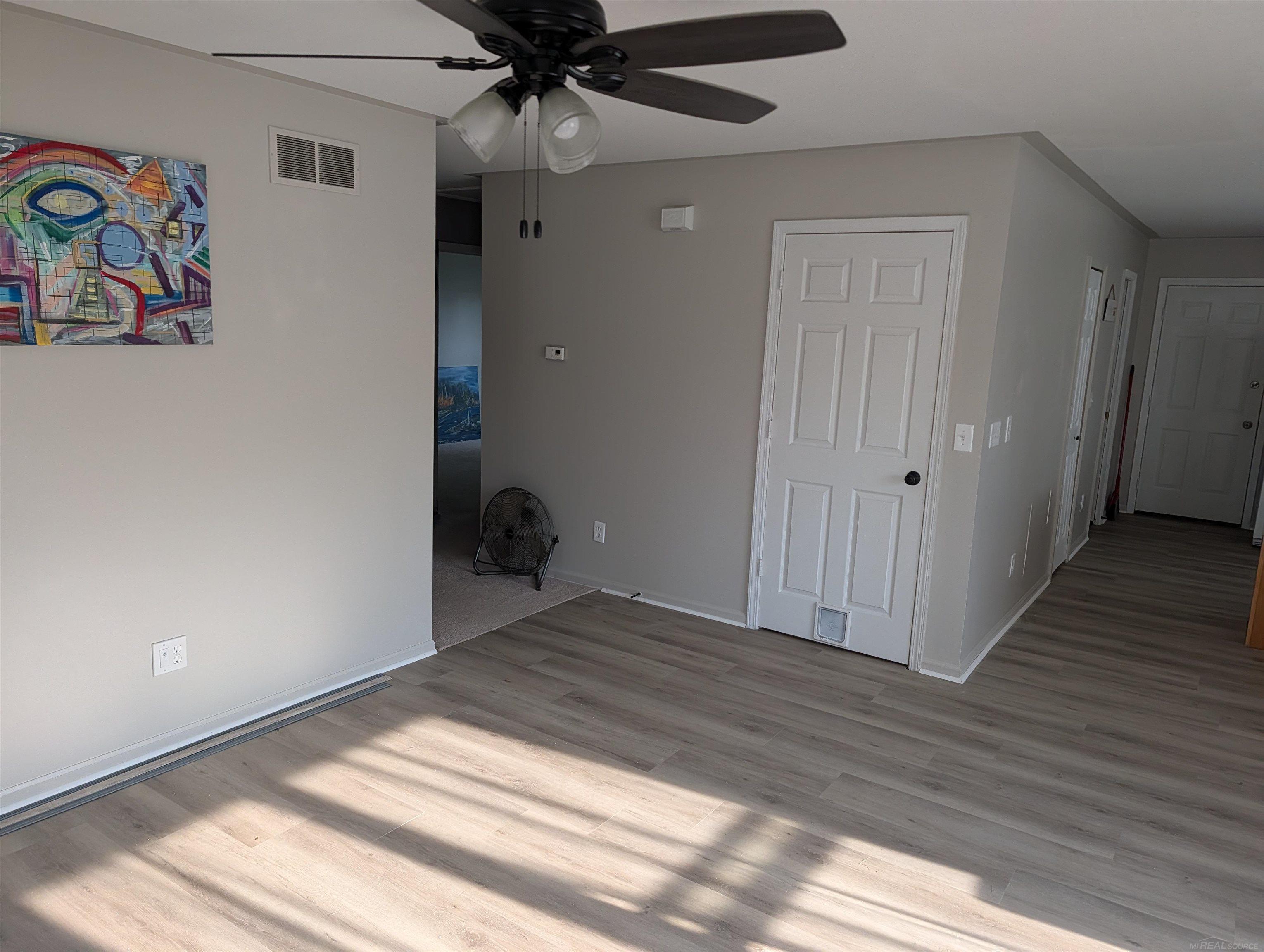 Photo 3 of Single family home for sale at 2275 Lincoln Manor Ave, Grand Blanc, MI 48507 | MLS# 58050222185 | Listing updated on 2026-09-17